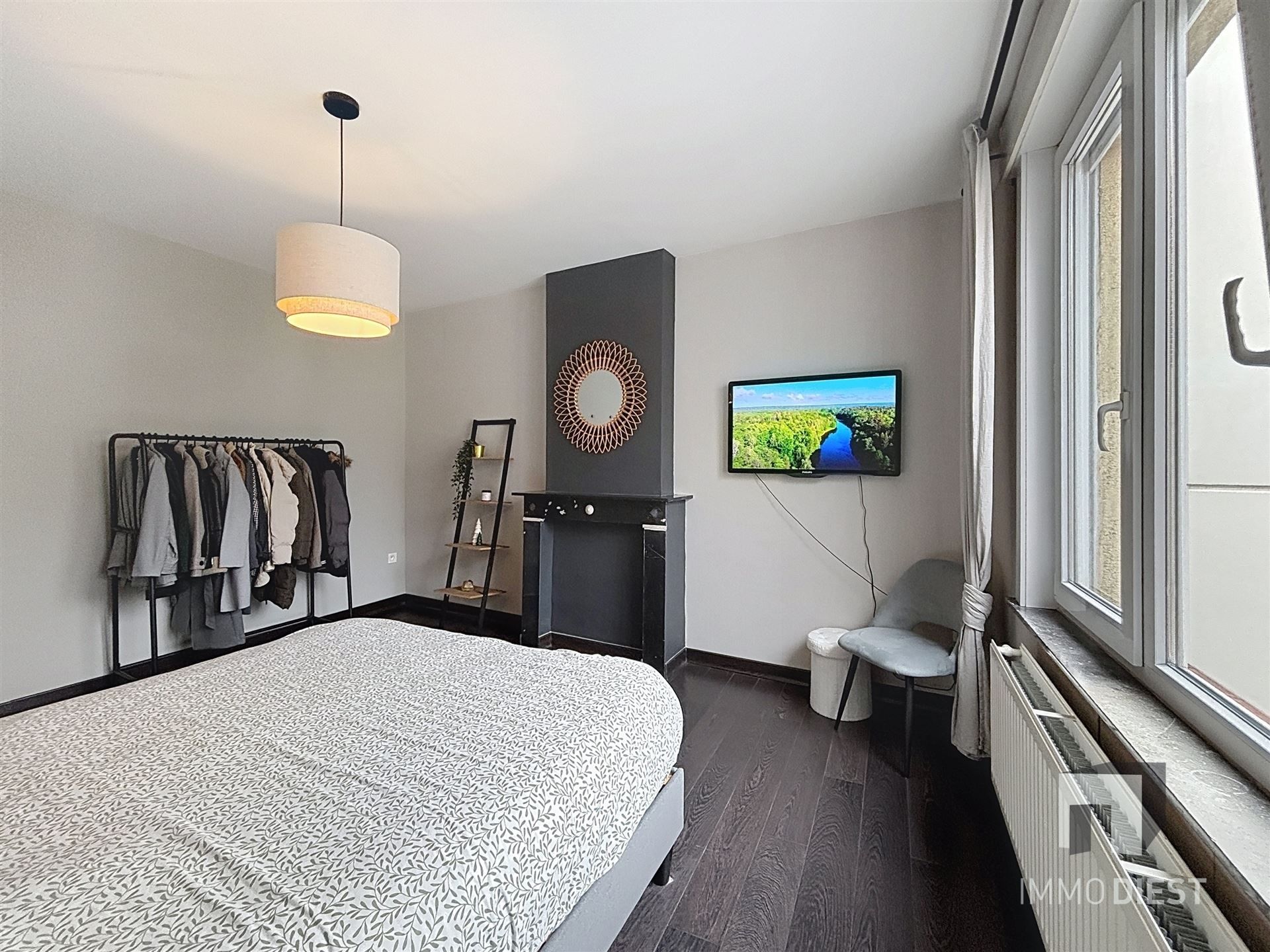 Trendy gerenoveerde woning met 3 slaapkamers foto 20