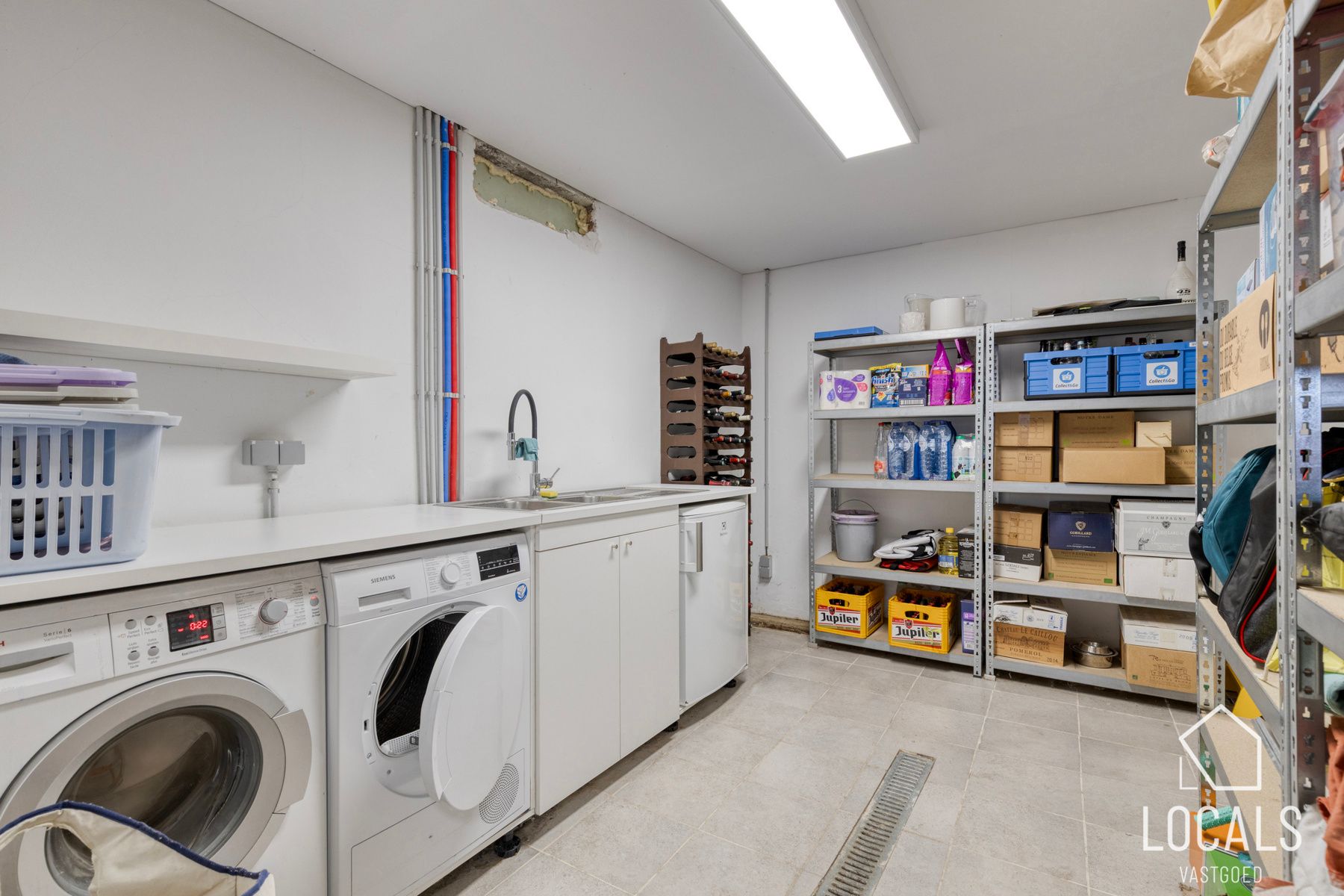 Halfopen bebouwing in het pitoreske Pollare foto 23