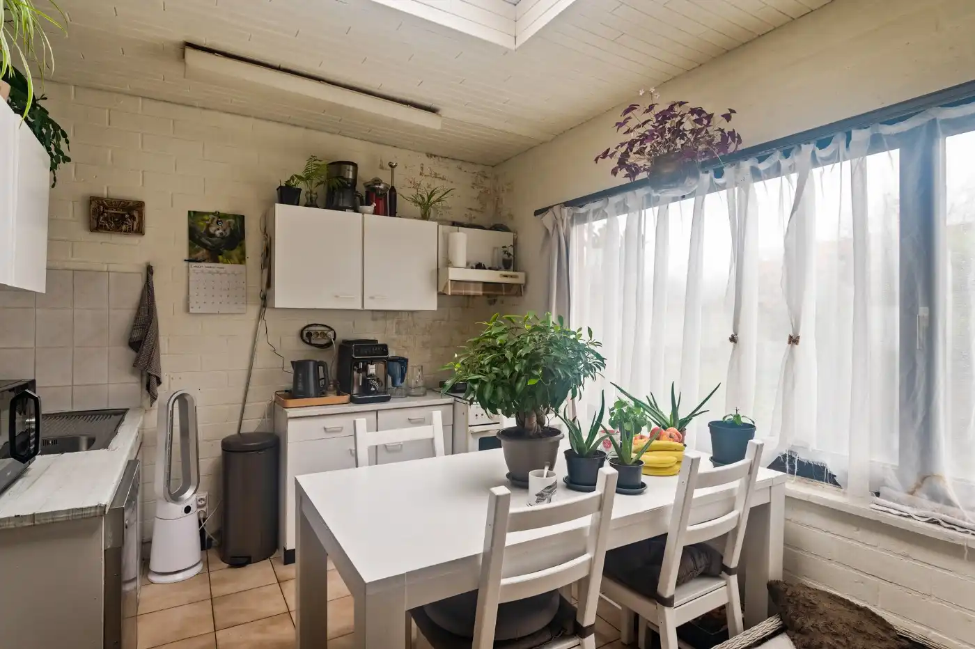 Te renoveren woning met 2 slpk. en tuin foto 5