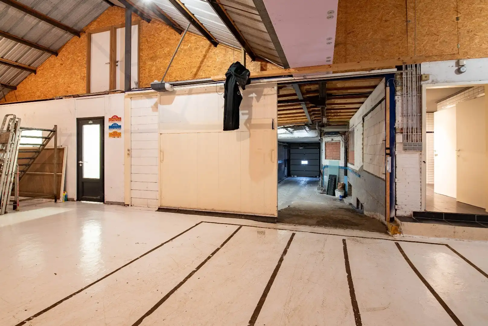 Garage te huur foto 6