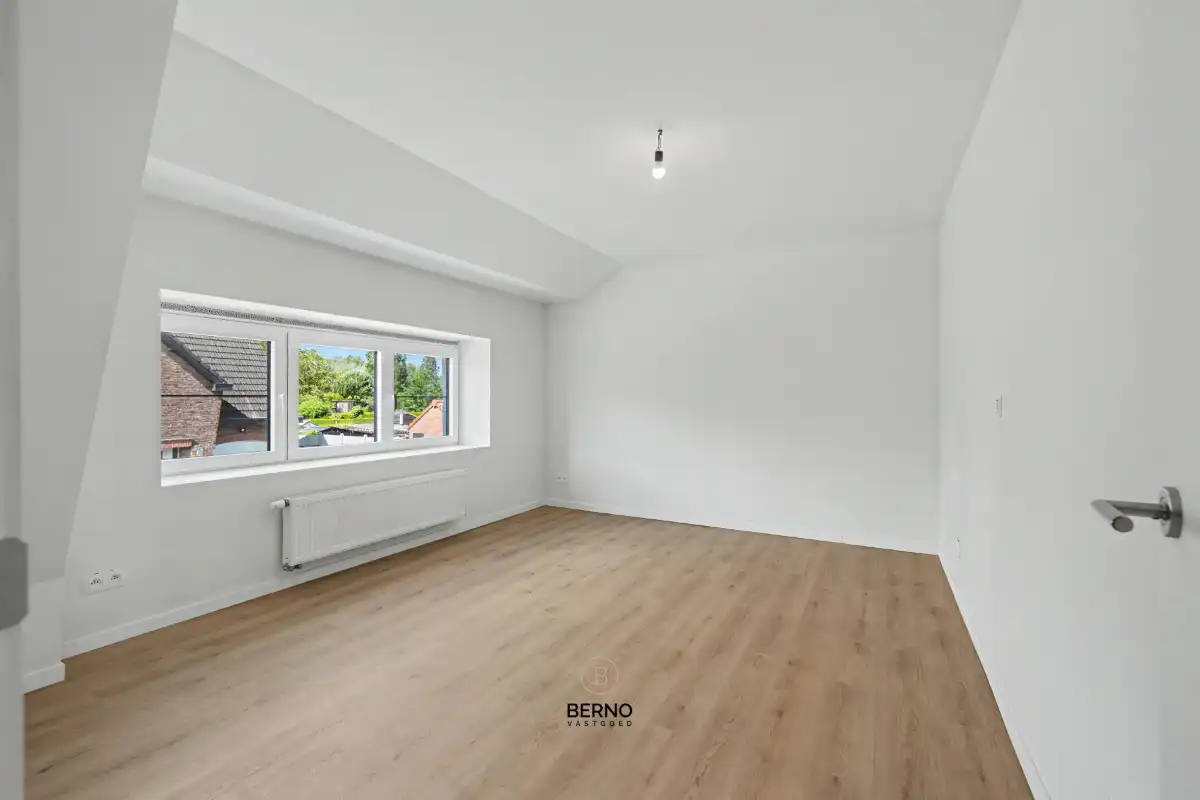 Instapklare en energiezuinige gerenoveerde woning. foto 19