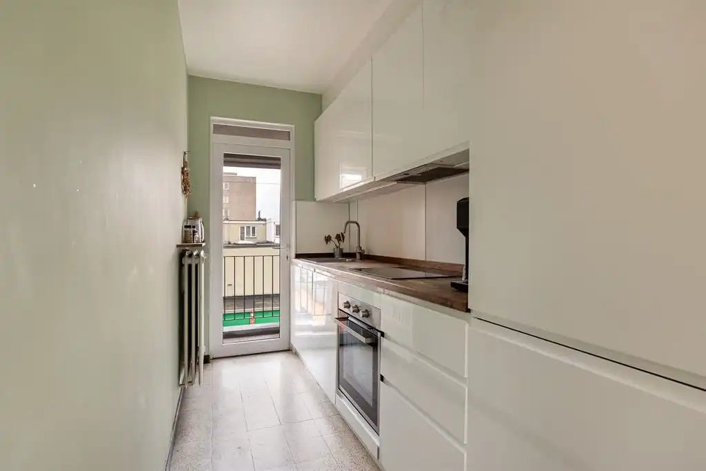 Instapklaar en lichtrijk 1-slaapkamerappartement in kleinschalig gebouw foto 6