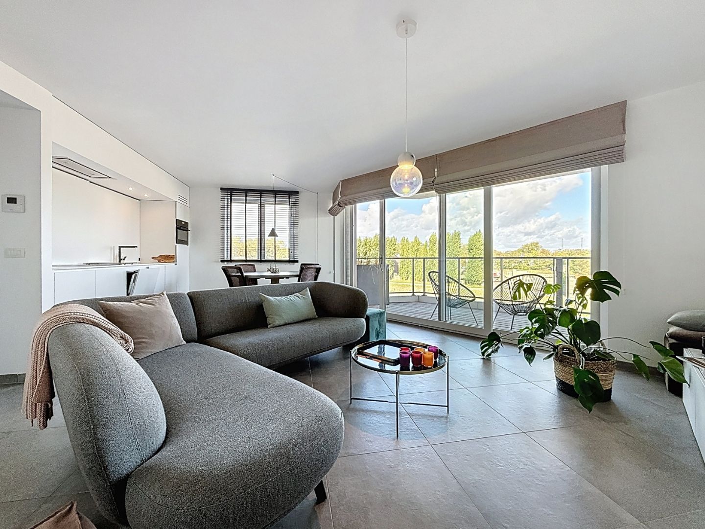 Rustig gelegen hoekappartement gelegen aan het water in Nieuwpoort-stad foto 8