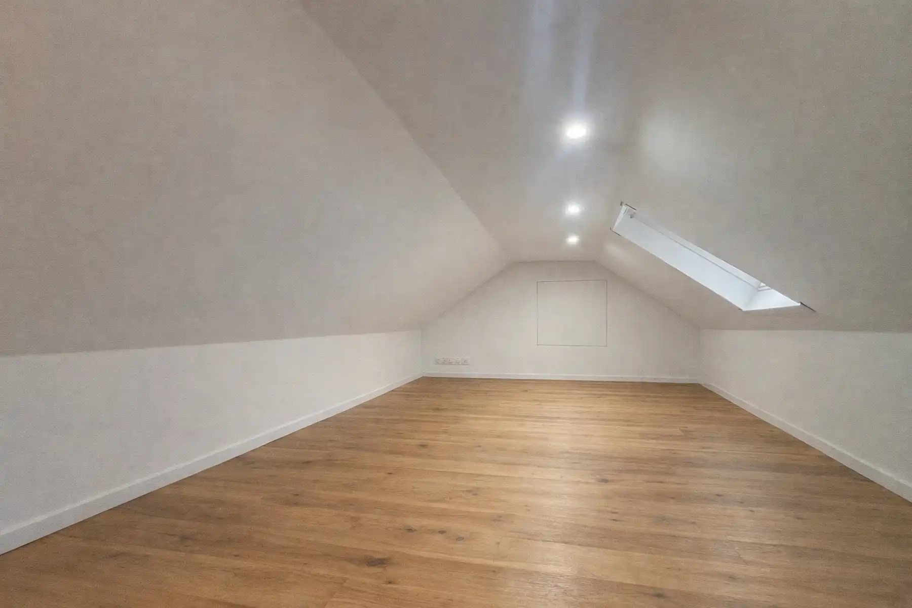 Ruim flatje op de Leuvense ring!  foto 3