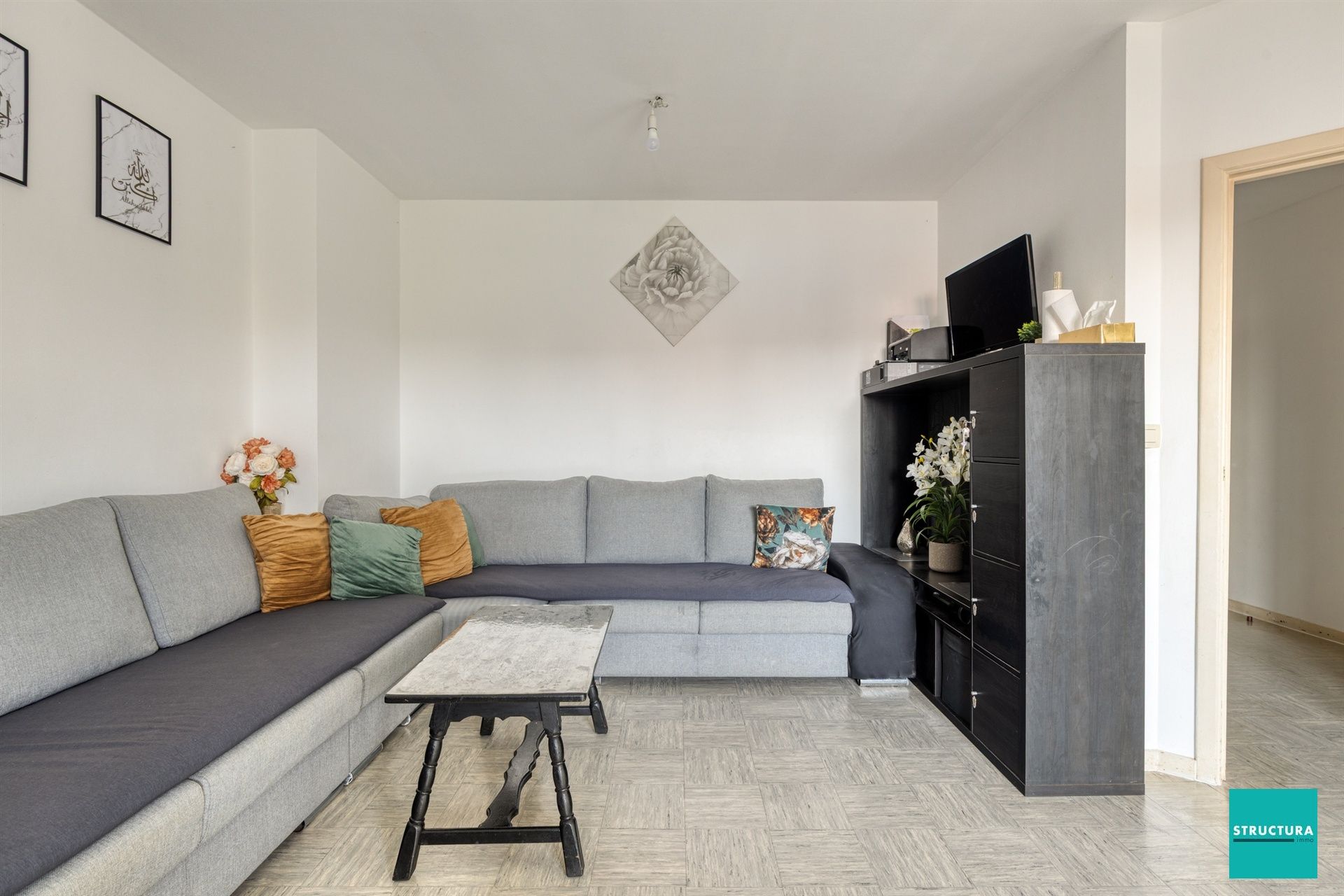 Opbrengsteigendom met 2 appartementen + 6 autostallingen foto 8