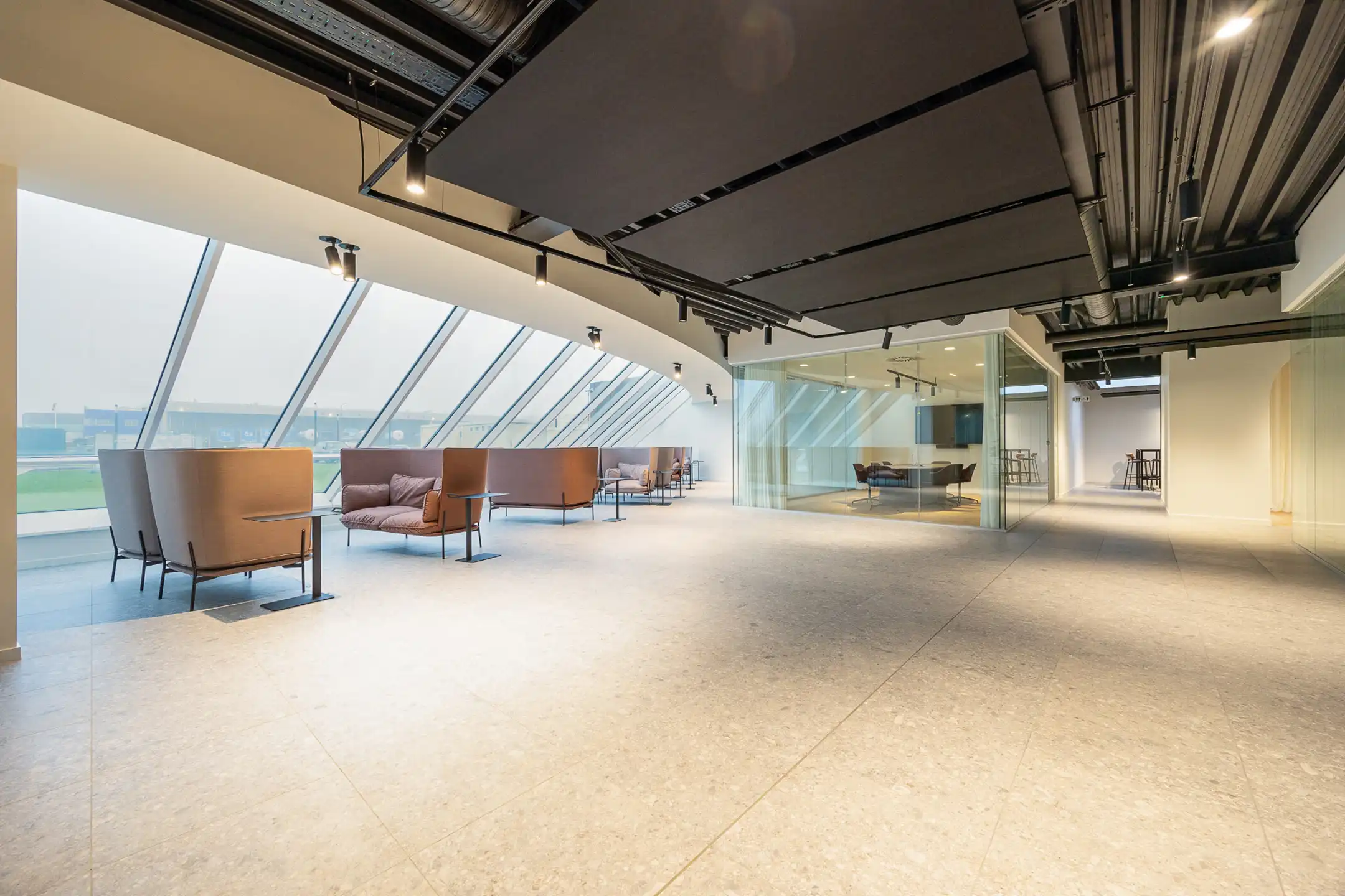 Moderne kantoorruimte in West Port Campus (475 m²) foto 13