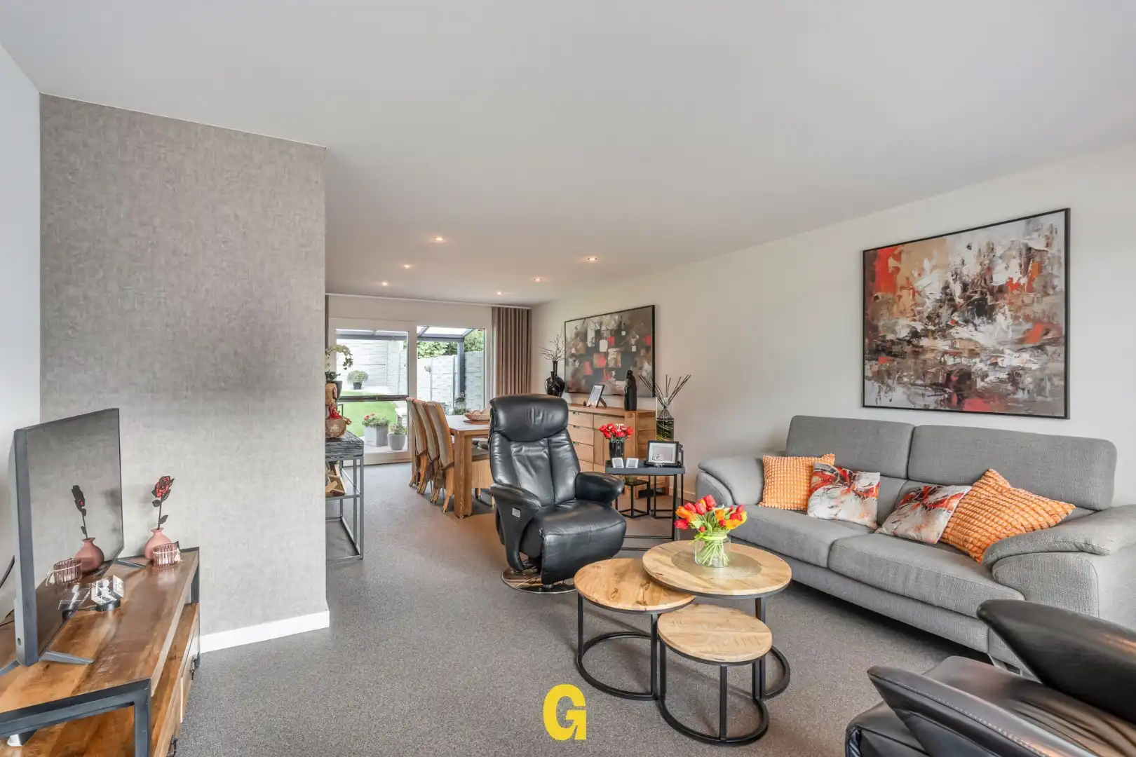 Netjes gerenoveerde halfopen woning op 6a 06ca, grenzend aan landbouwgebied foto 2