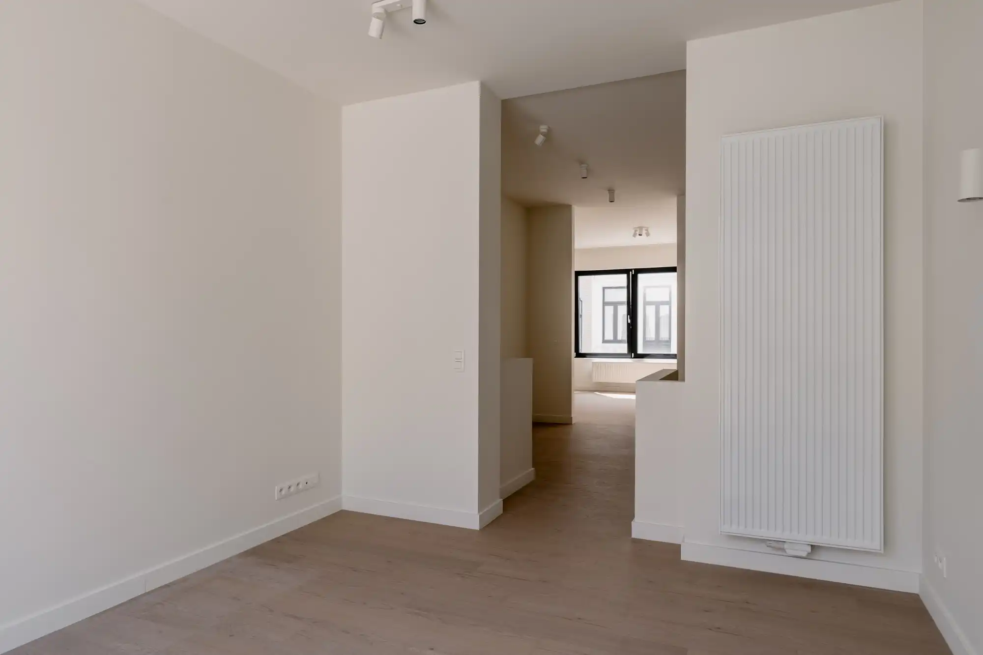Eerste bewoning na renovatie in dit duplex appartement nabij het Vlinderpaleis op het Zuid foto 7