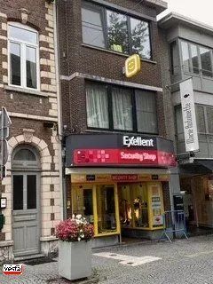 éénslaapkamer appartement te huur in centrum van Sint-Truiden foto {{pictureIndex}}