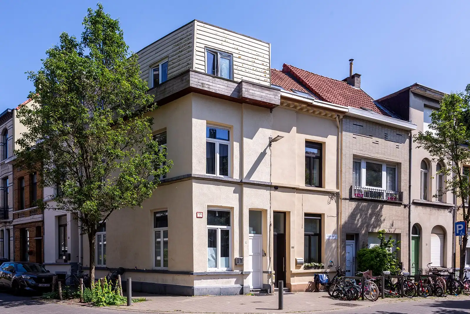 Smaakvol gerenoveerde woning met EPC A foto 21