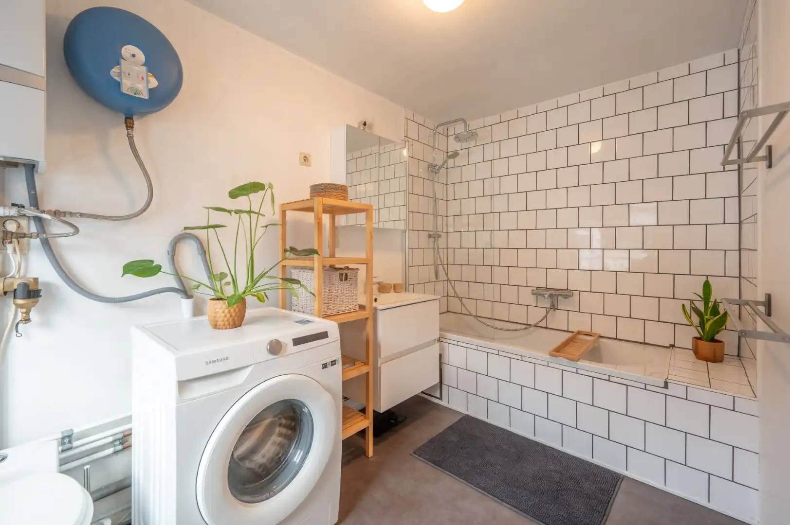 Instapklare rijwoning nabij de Brugse Vesten foto 12