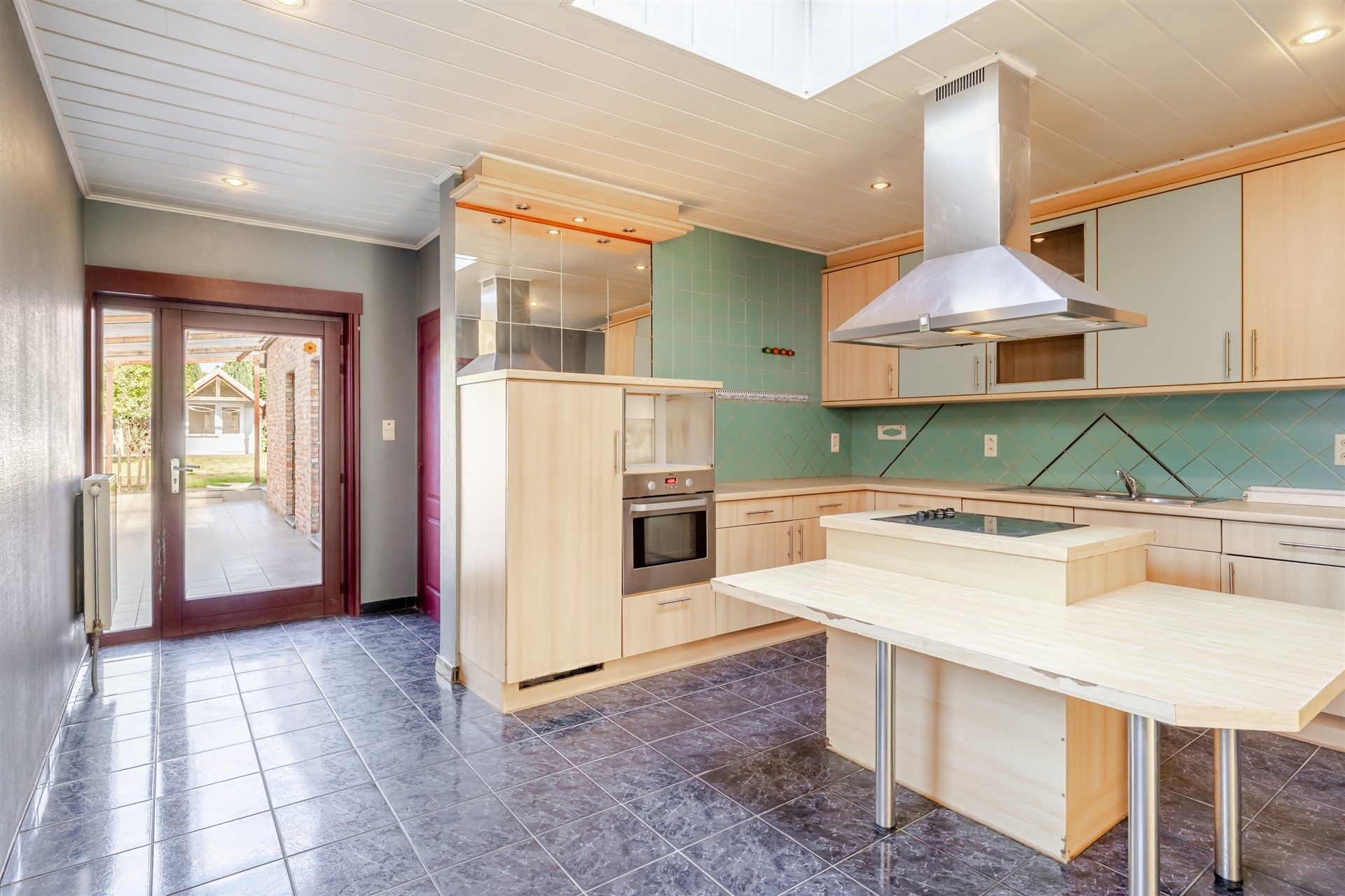 Ruime gezinswoning met 4 slaapkamers in Oudegem! foto 5