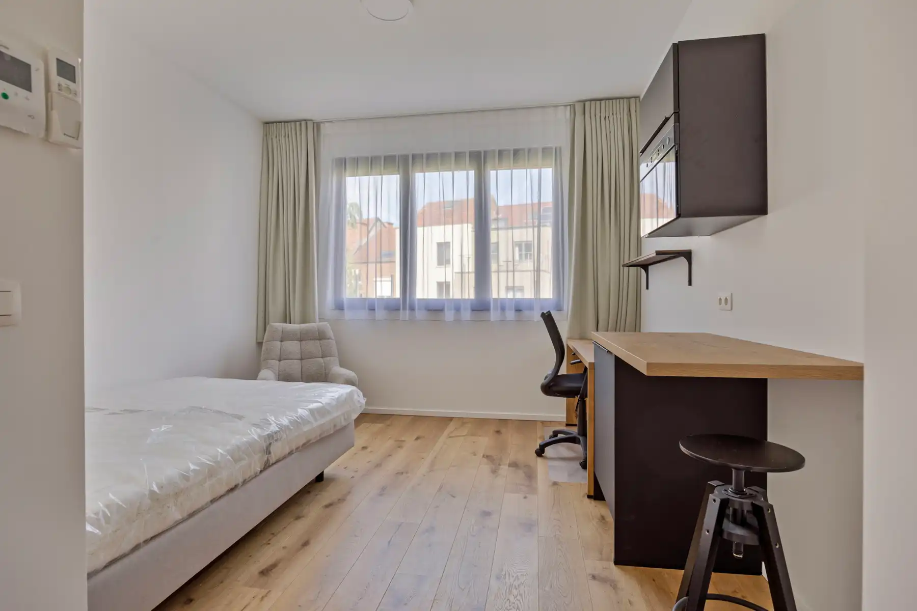 Studentenkamer eigen sanitair - AJ 2026-2027  foto {{pictureIndex}}