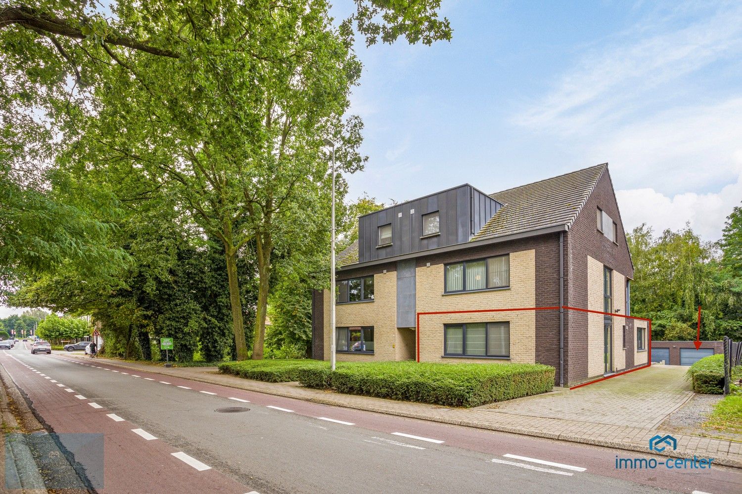 Te huur: Luxe 2-slaapkamer nieuwbouwappartement met garage en terras foto 1