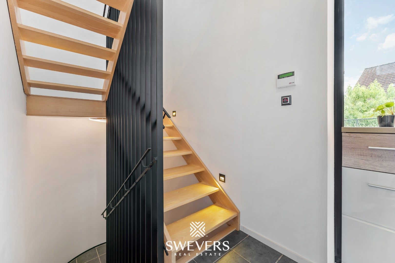 Unieke woning op 8a 86ca in doodlopende straat te Diepenbeek foto 11