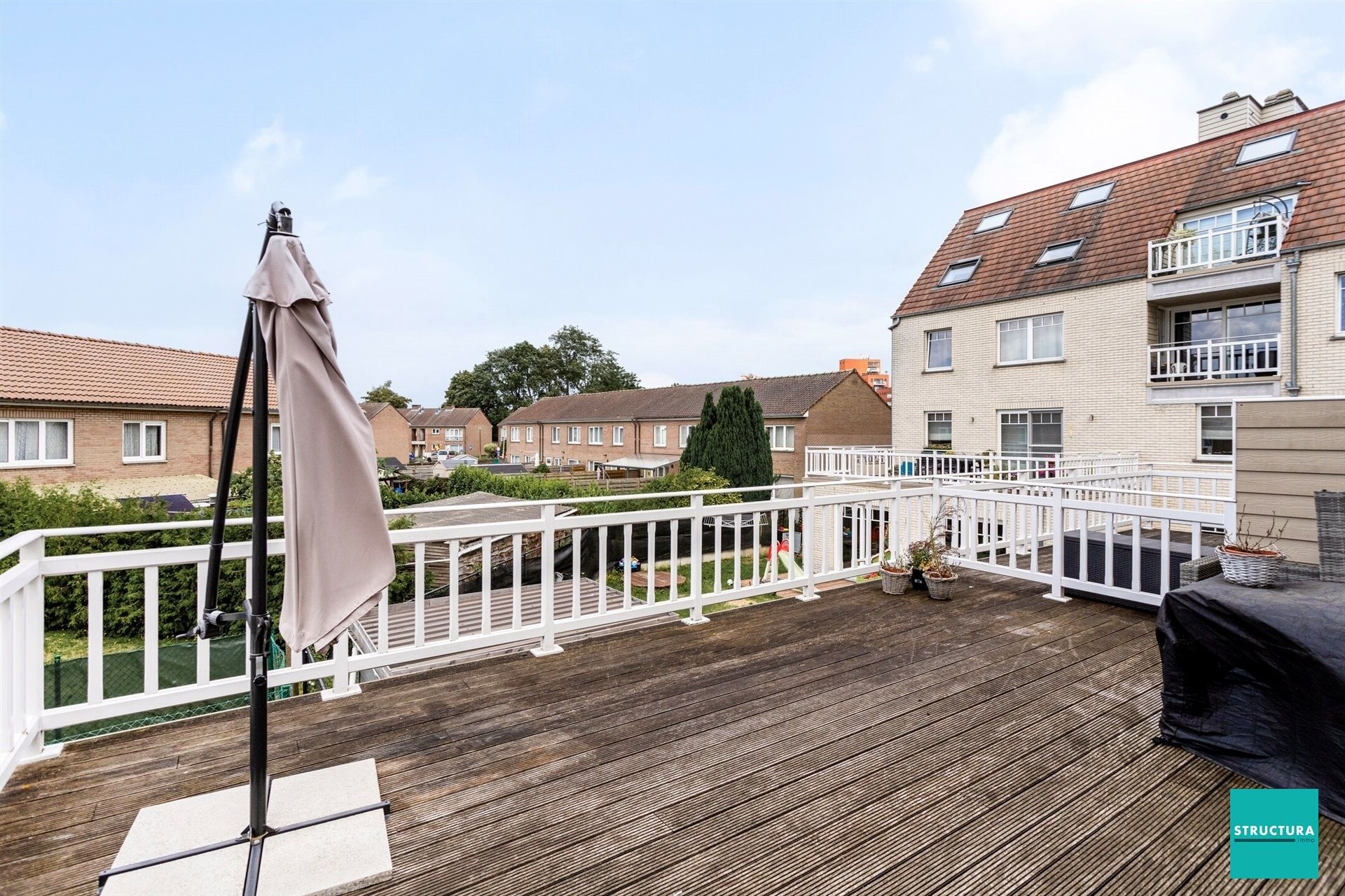 VOLZET-Appartement met 2 slaapkamers en ruim terras foto 8