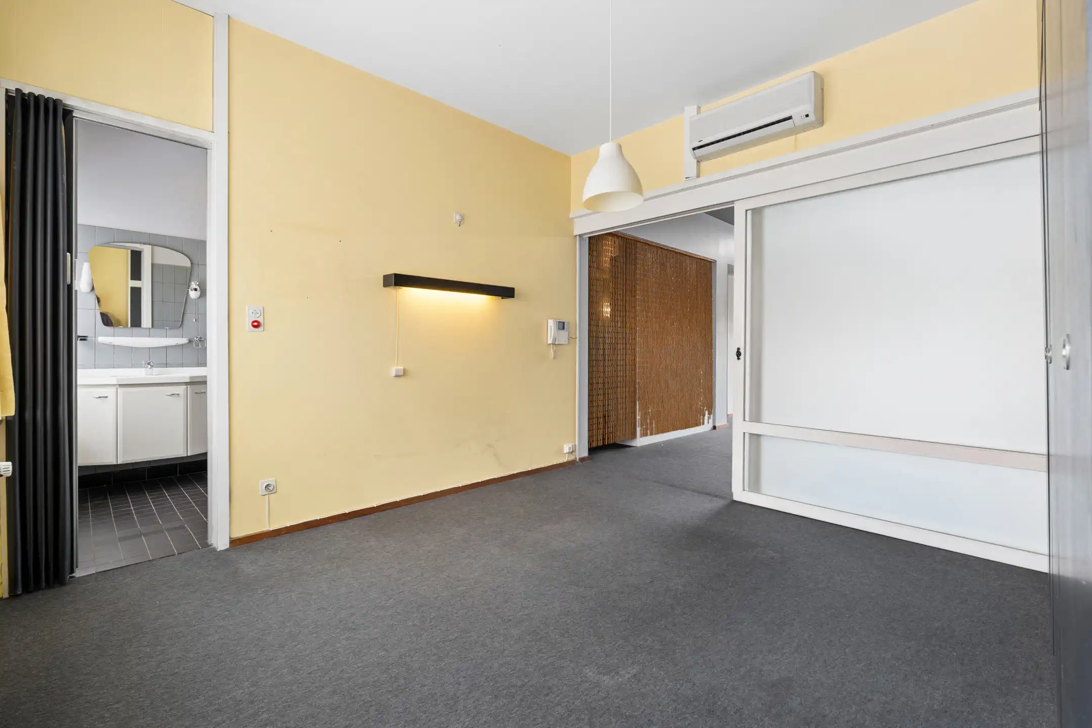 Charmante 2-gevelwoning met tuin en garage foto 12