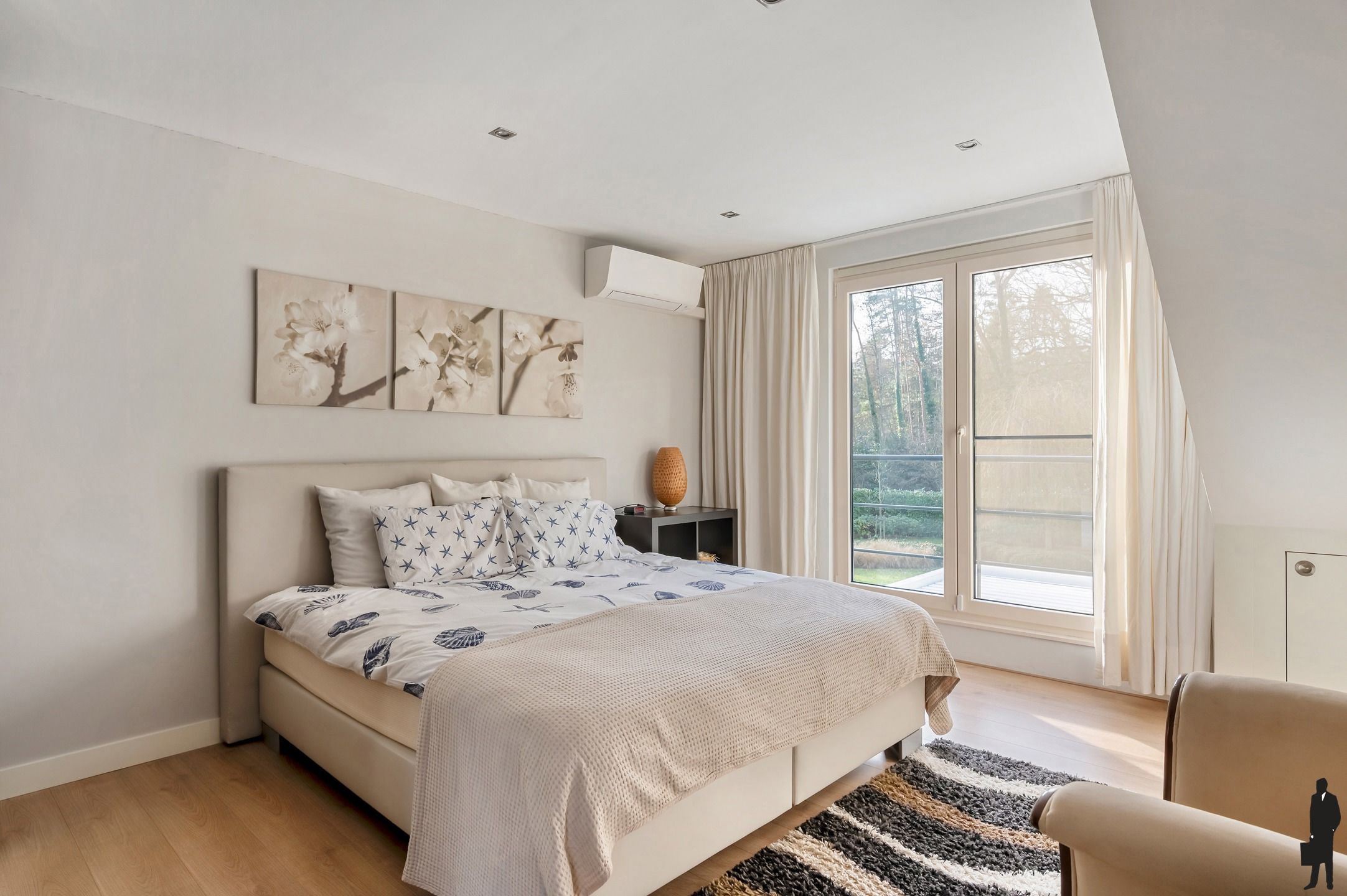 Moderne villa met zwembad foto 25