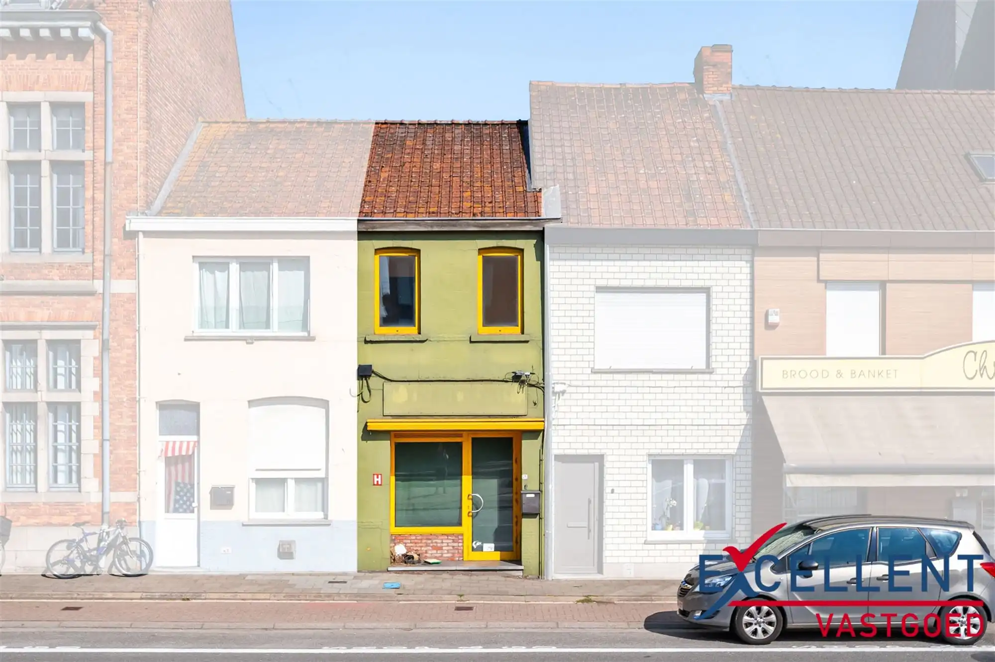 Hoofdfoto van de publicatie: Te renoveren woning nabij centrum Deinze te koop
