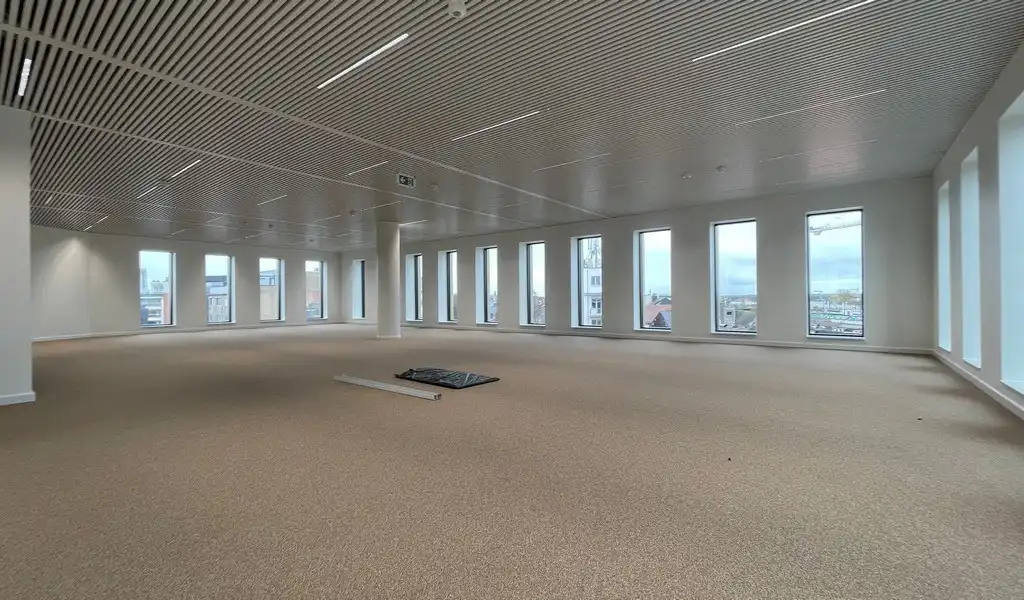 Zuidpoort Mechelen - nieuwbouw kantoren te huur aan station foto 9
