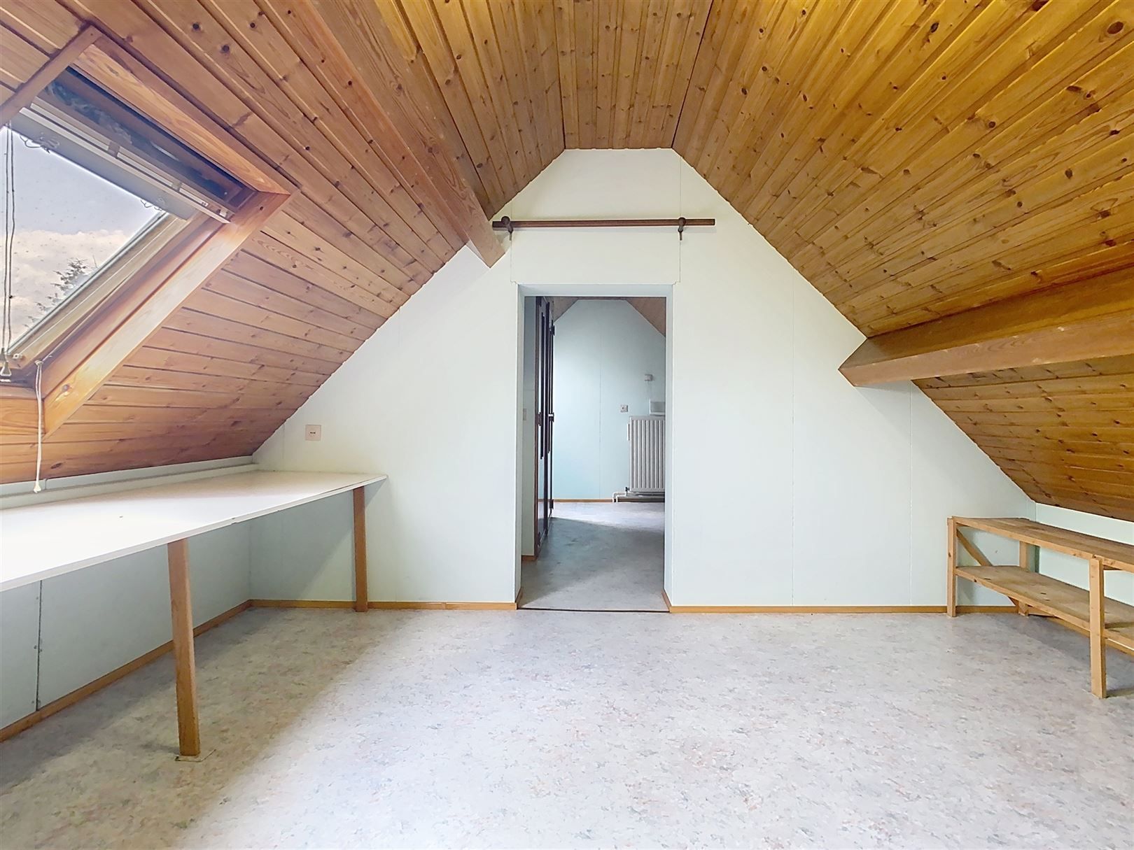 Op te frissen woning, 4 slpks, tuin, garage, 10 are foto 44