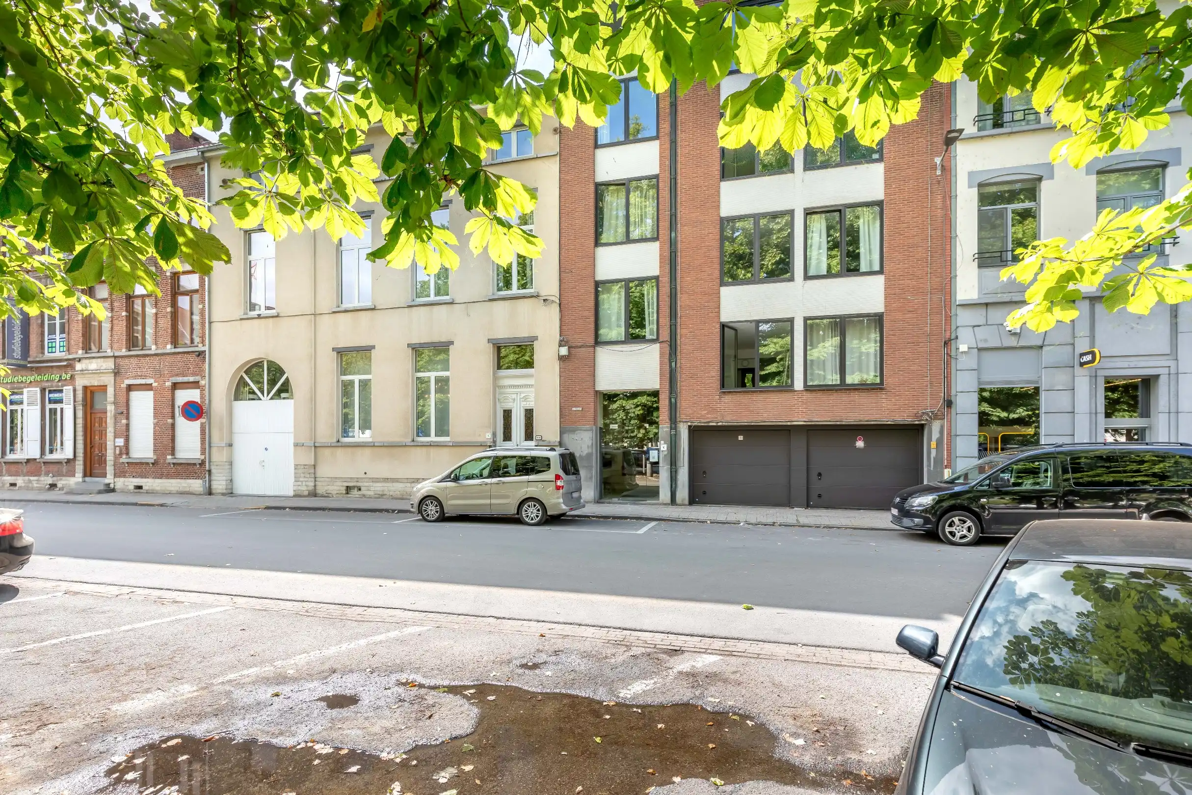 Exclusief gelijkvloers loft appartement met stadstuin in centrum Leuven foto 12