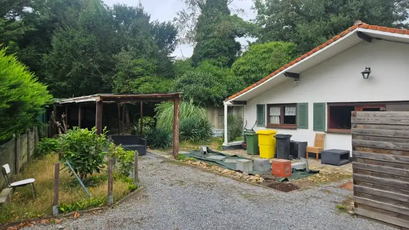 Gelijkvloers landhuis van 89m² op een perceel van 7a89ca foto 12