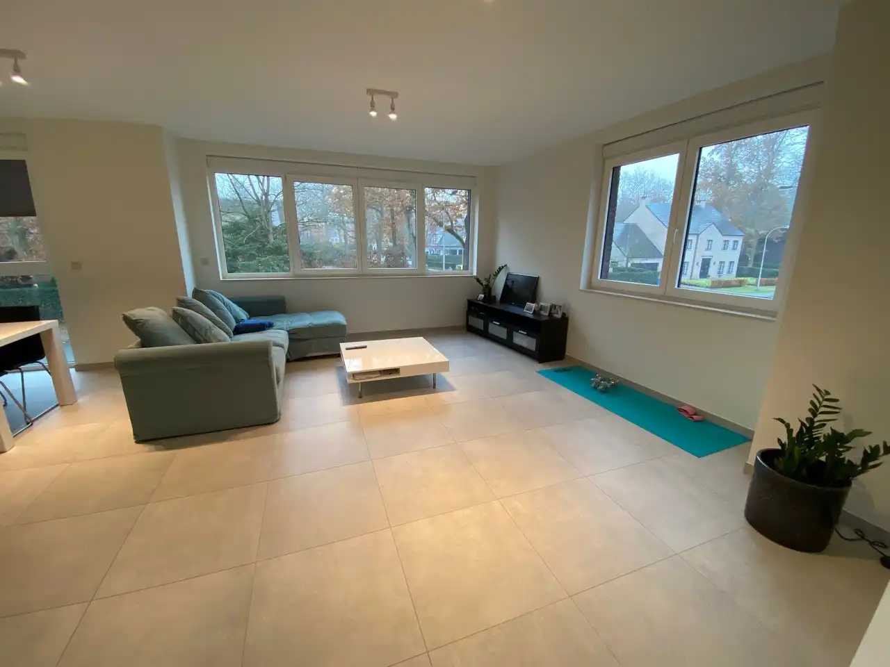 Modern appartement in hartje Brasschaat foto 2