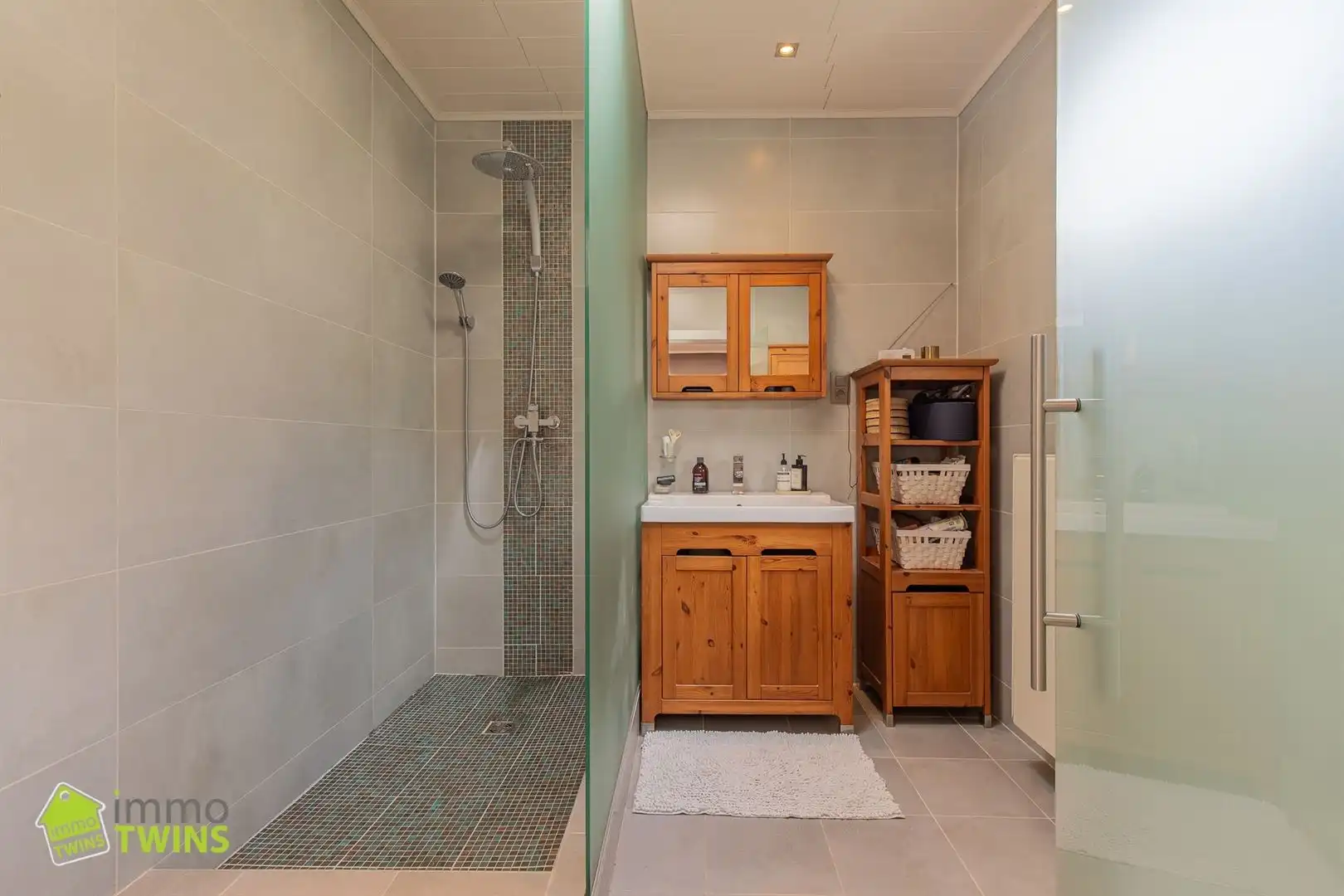 Ruime woning met tuin te Hamme foto 8