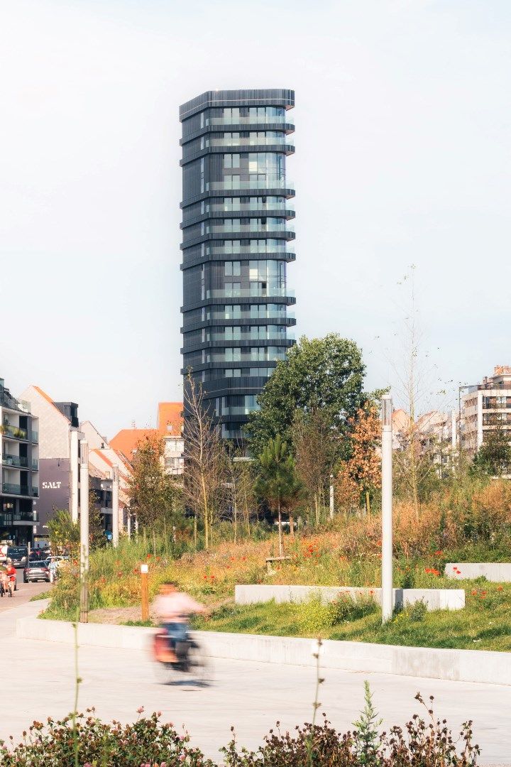 Handelspand van 184m² in de Heldentoren  foto 7