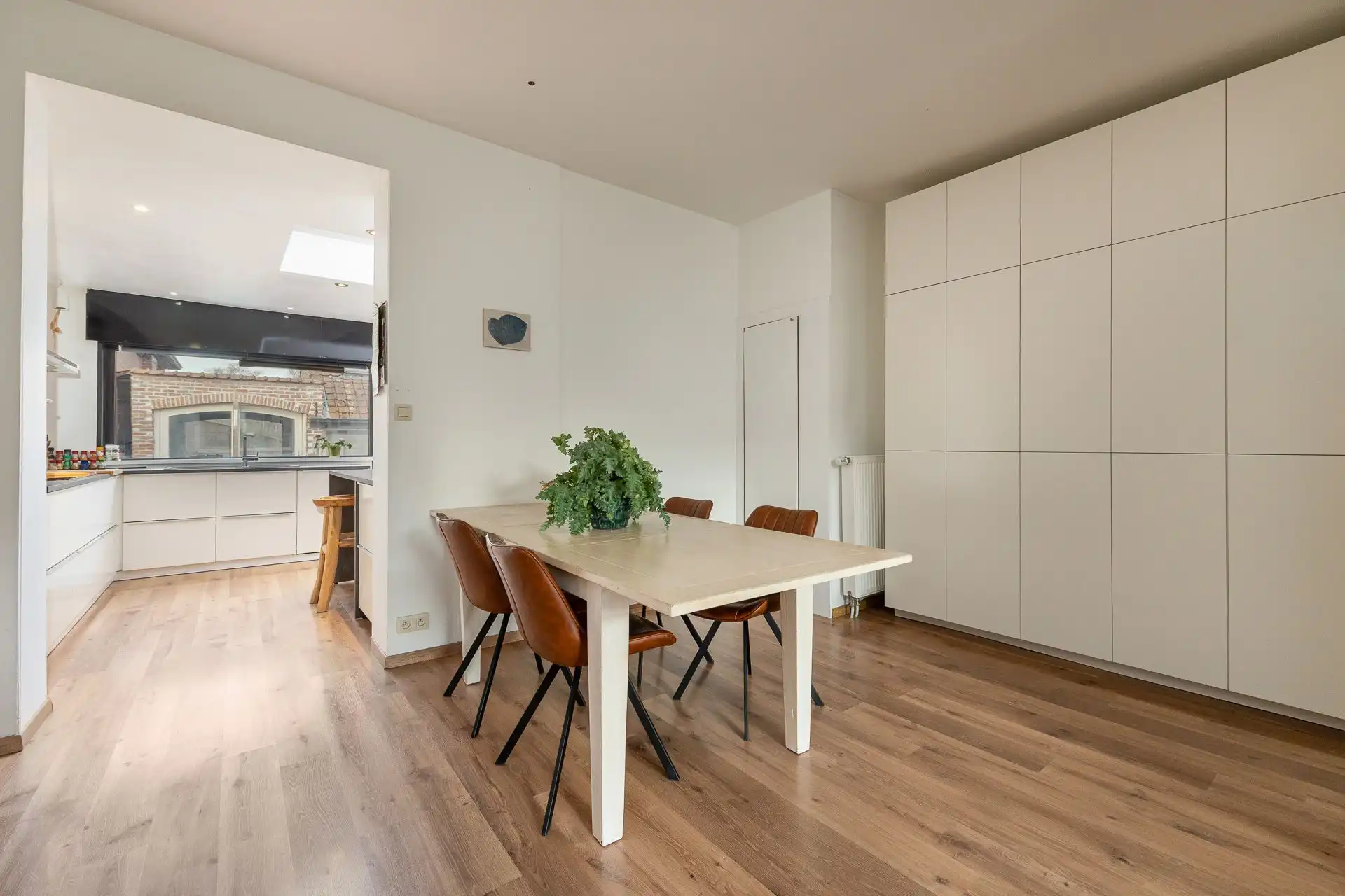 Sfeervolle gezinswoning met zonnige tuin in Mortsel foto 7