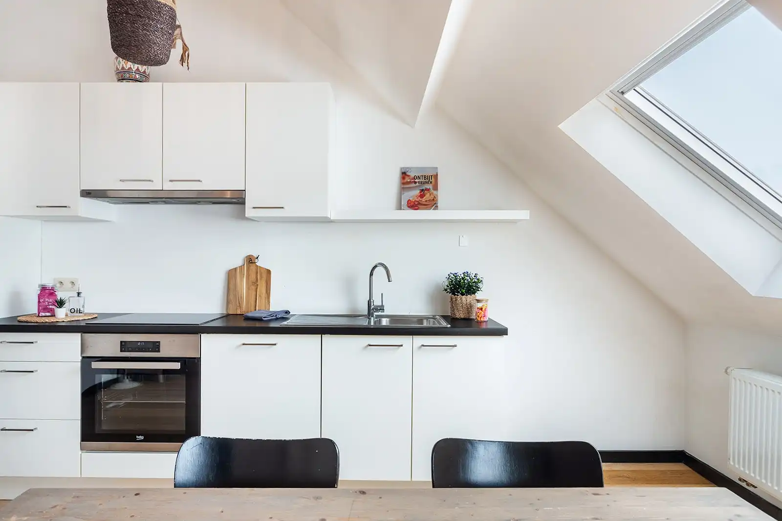 Uw eigen stek in de stad: tof appartement met terras foto 10