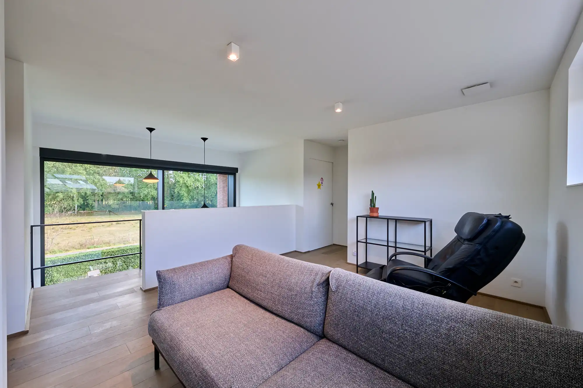 Recente villa op breed perceel prachtig zicht foto 20