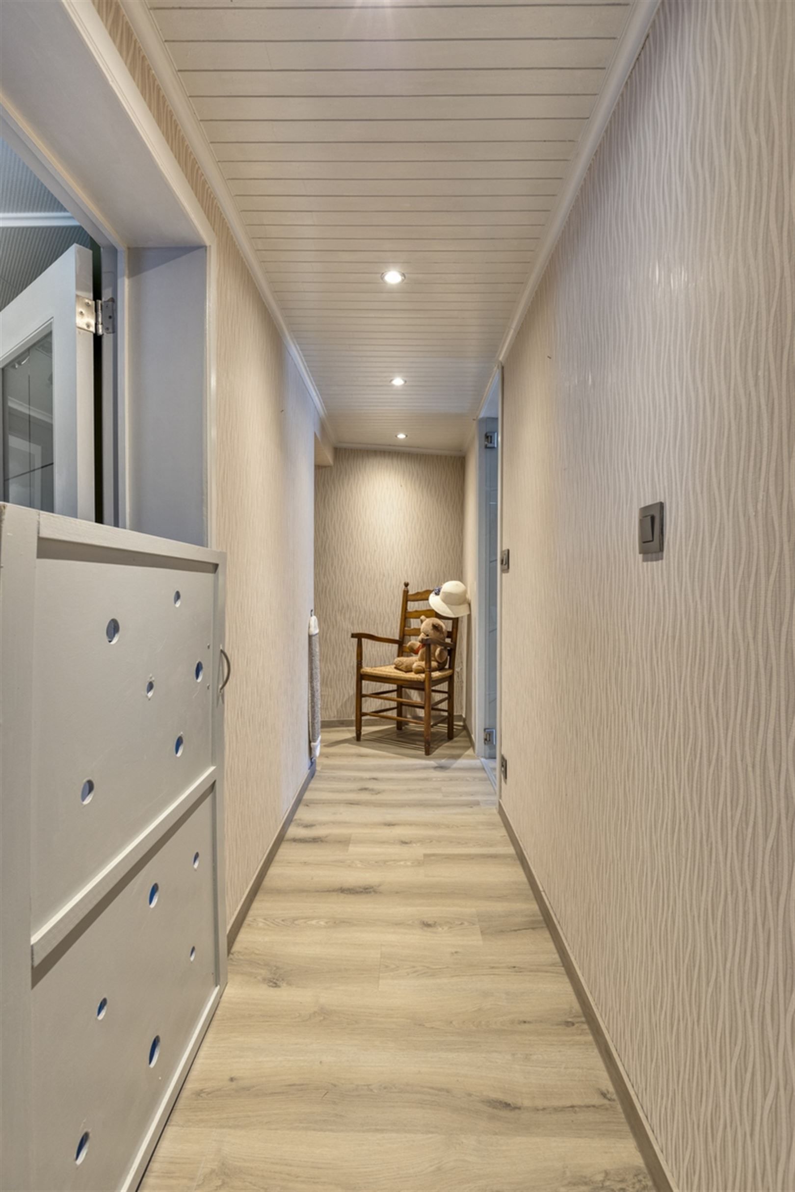 Rustig gelegen woning met garage foto 12