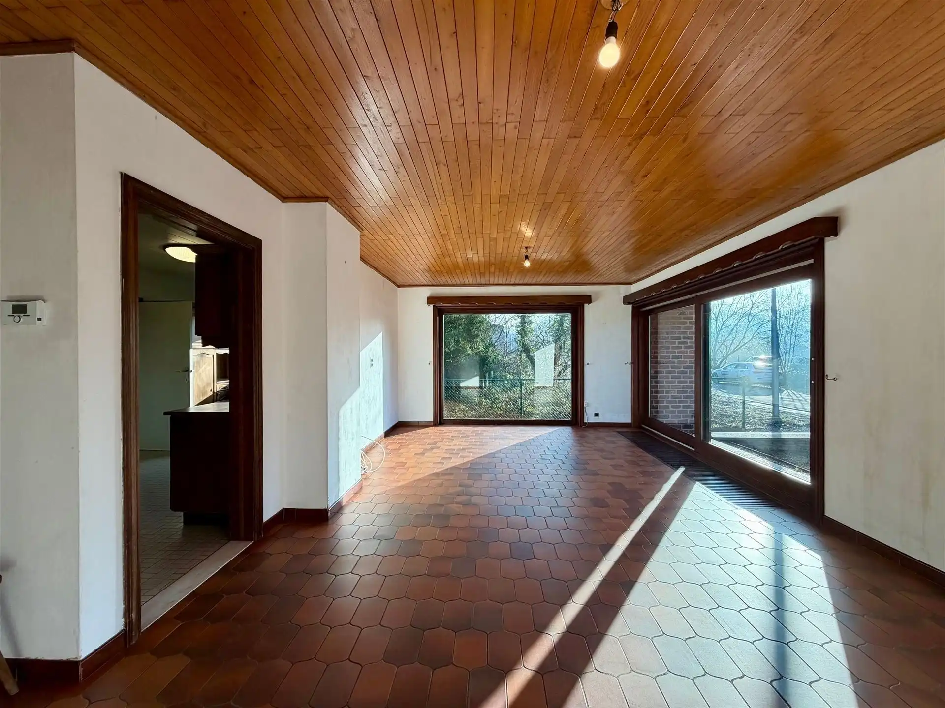 Ruime gezinswoning met 5 slaapkamers foto 7