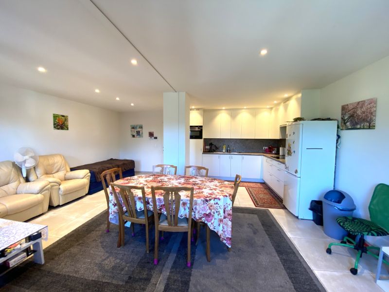 Recent volledig gerenoveerd appartement HARTJE Geel met 2 slpk, en autostaanplaats foto 6