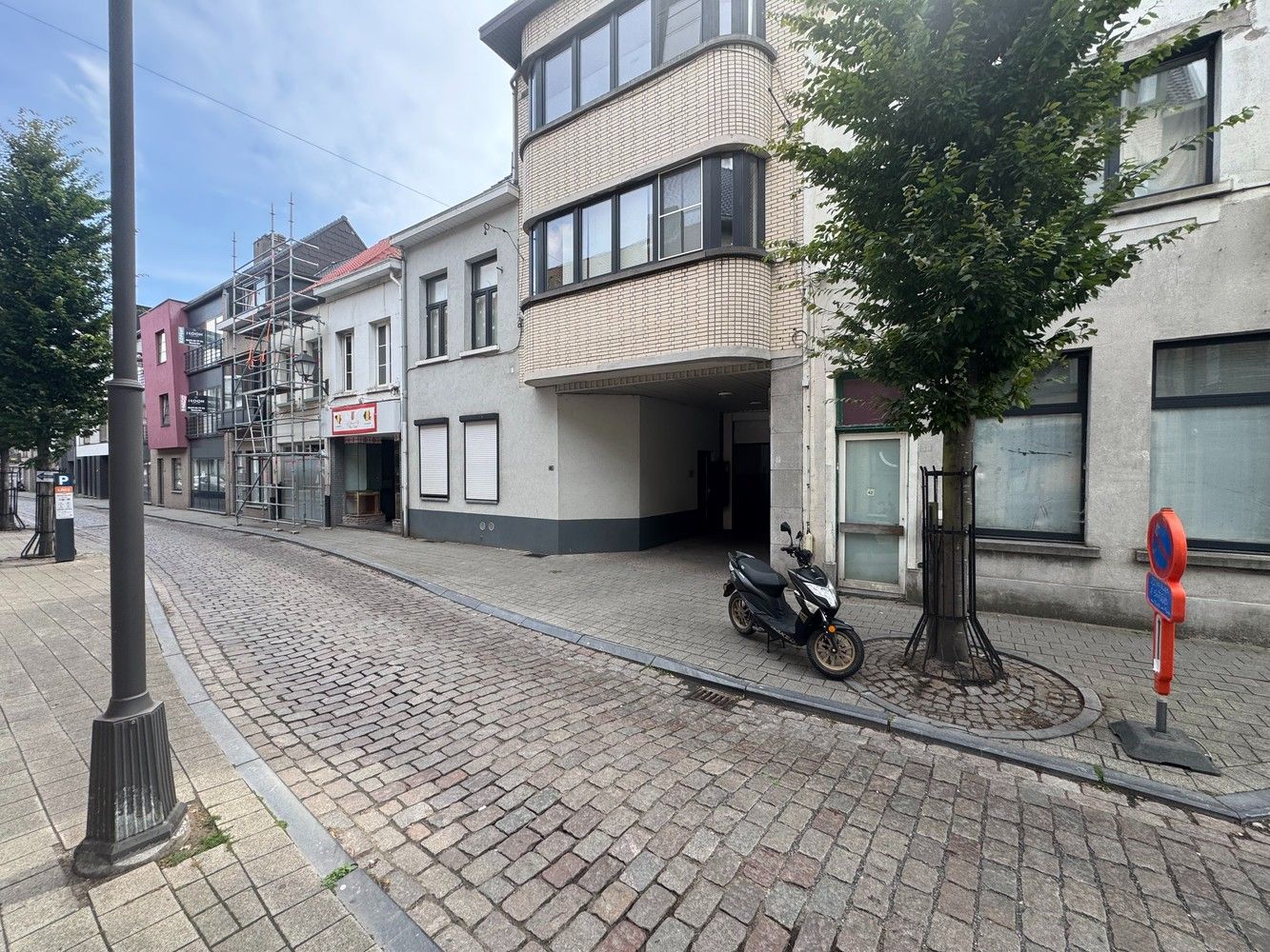 Autostaanplaats te koop op een toplocatie in centrum Lier foto 2