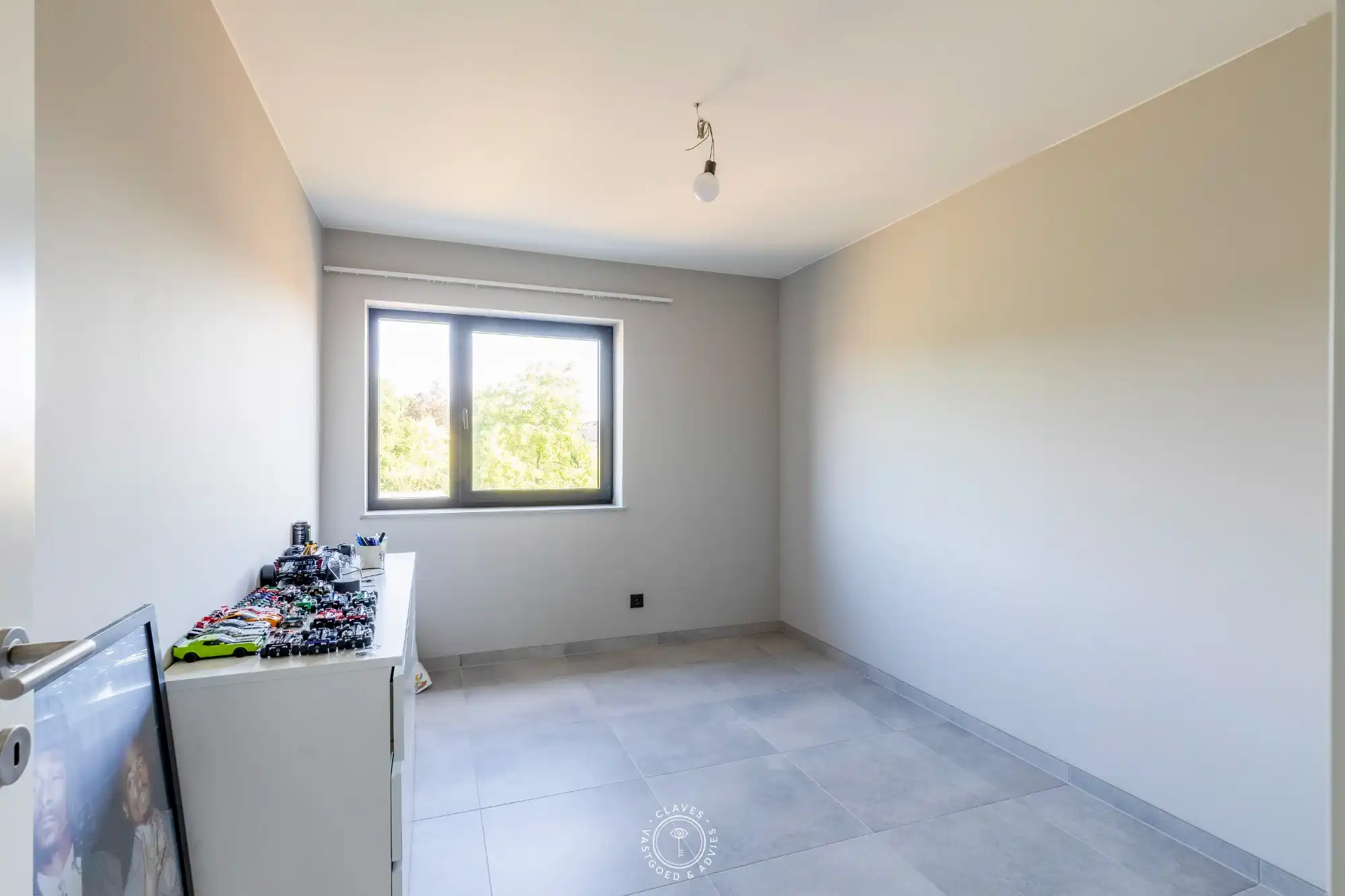 Praktische nieuwbouw woning met tuin en garage foto 14
