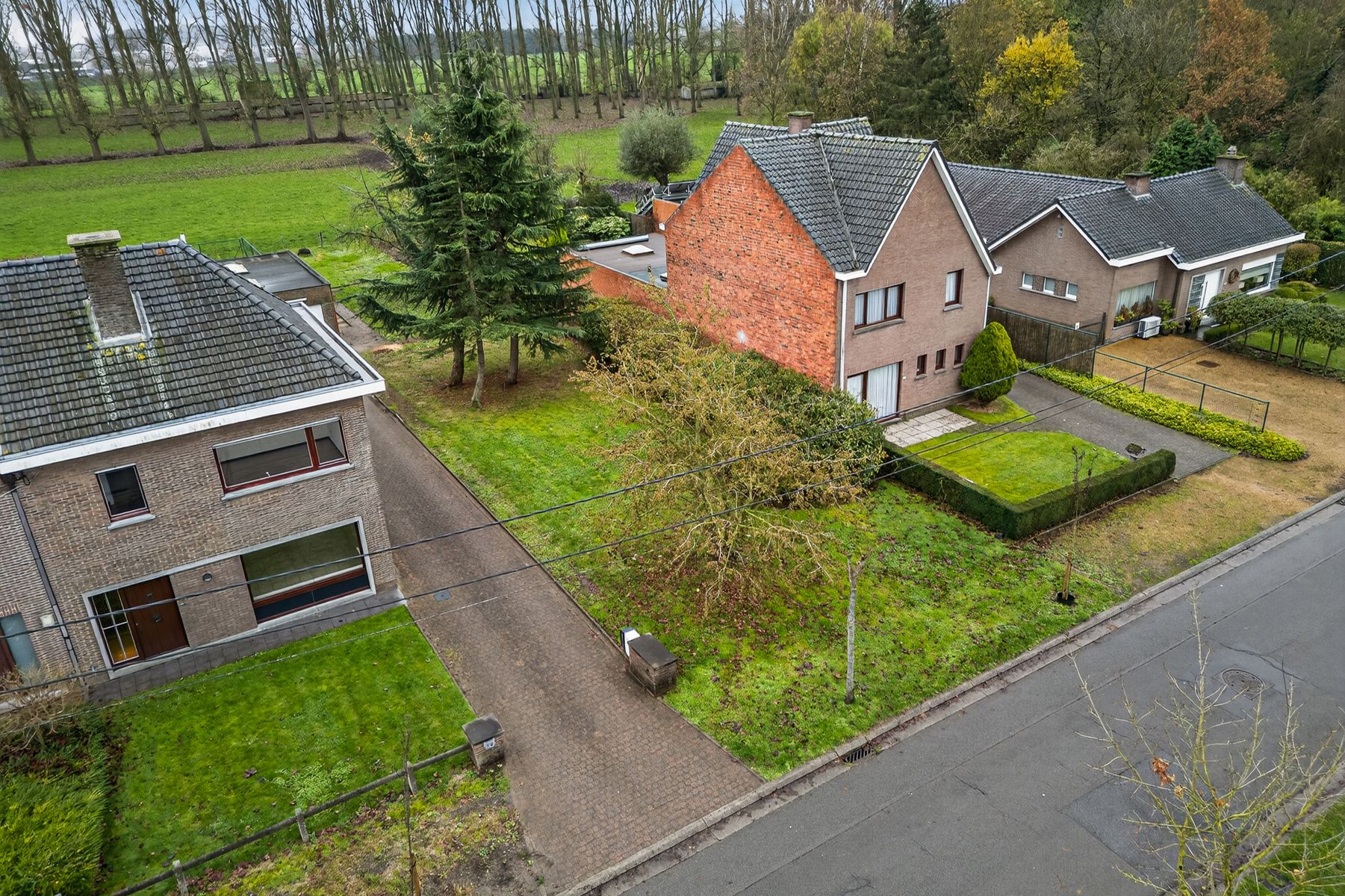 Bouwgrond 623m² in een rustige residentiële buurt te Evergem foto 2