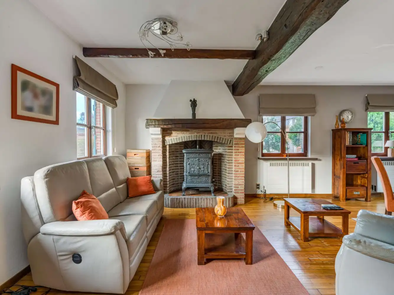 Toffe open bebouwing met 3 à 4 slpk., dubbele garage en tuin foto 4