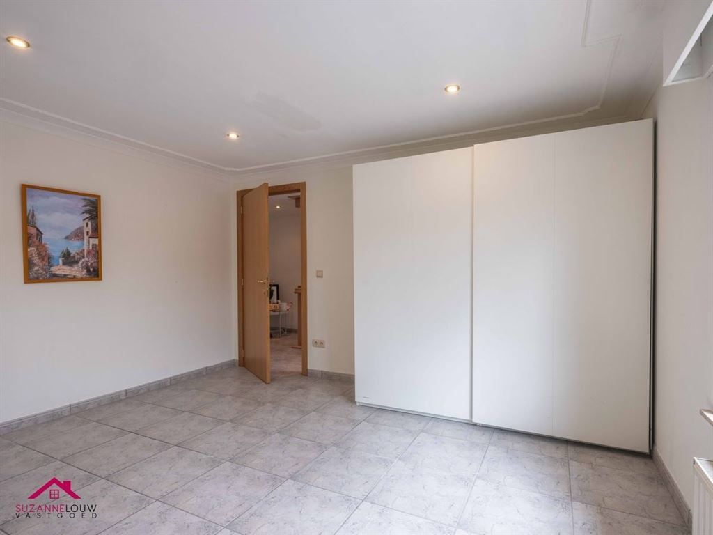 Gerenoveerde vrijstaande woning foto 27