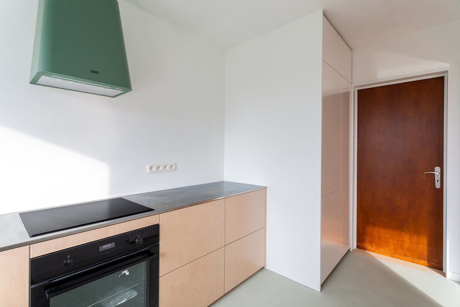 Gerenoveerd instapklaar appartement op gezellige locatie foto 22