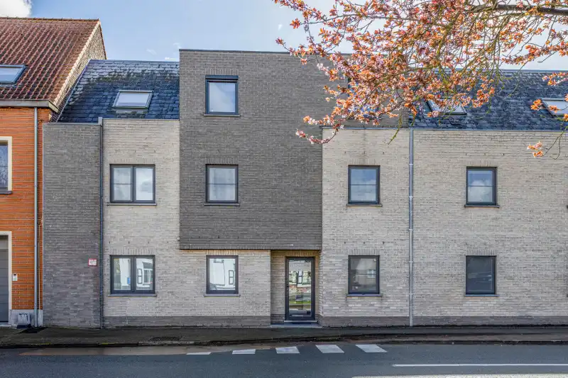 Ruim appartement 4 slpk en terras! foto {{pictureIndex}}