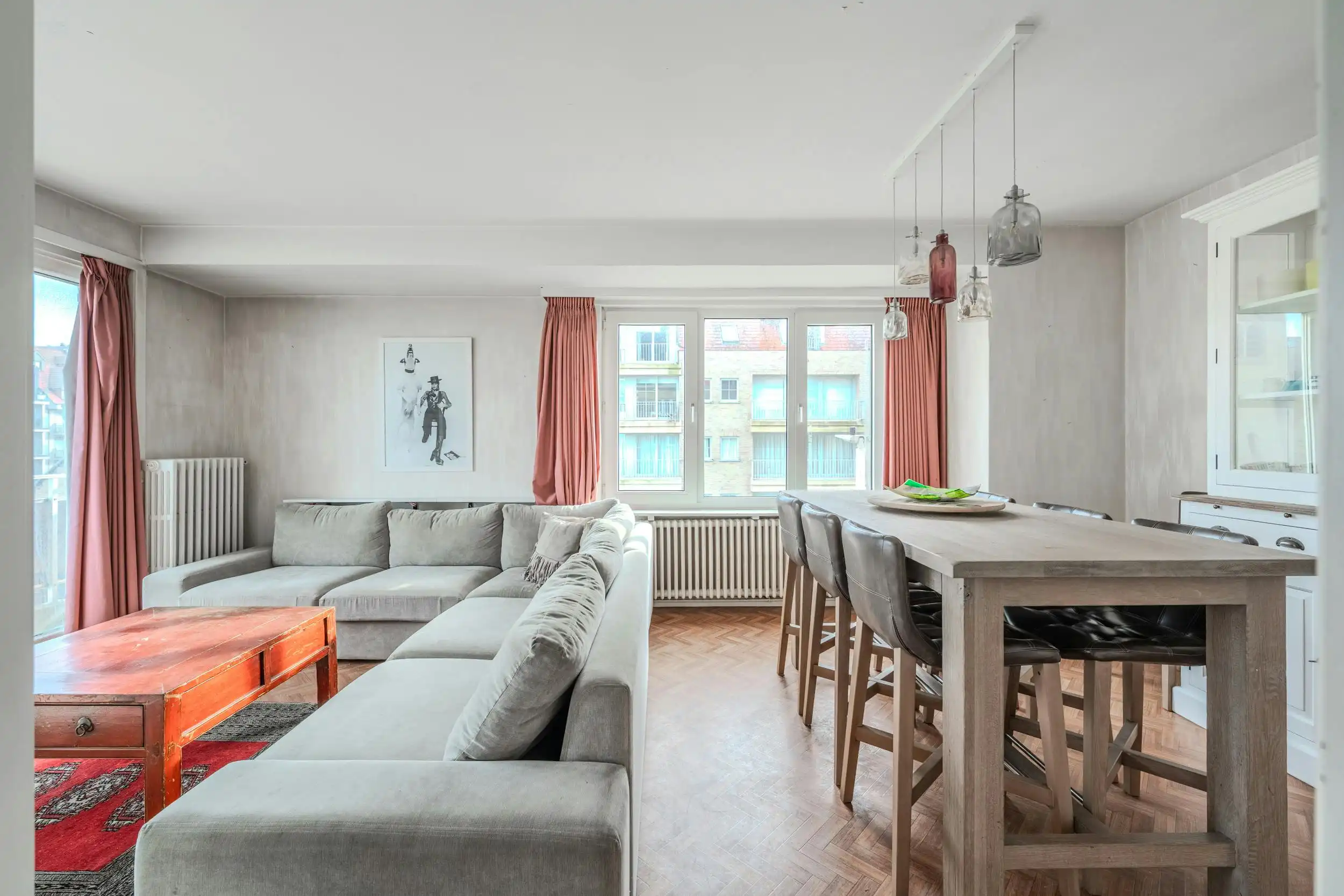 Appartement met 3 slaapkamers en zijdelings zeezicht. foto 13