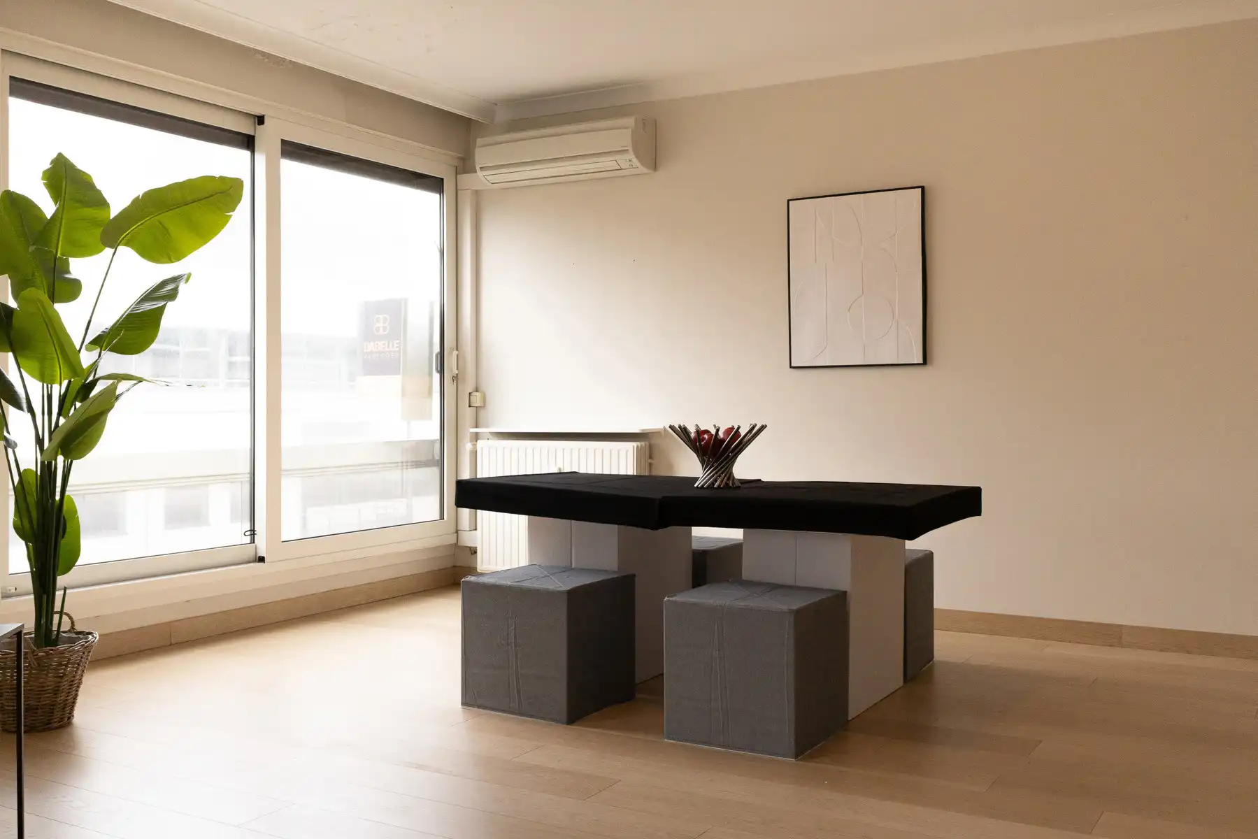 Ruim 2-slaapkamerappartement gelegen in hartje Antwerpen foto 4