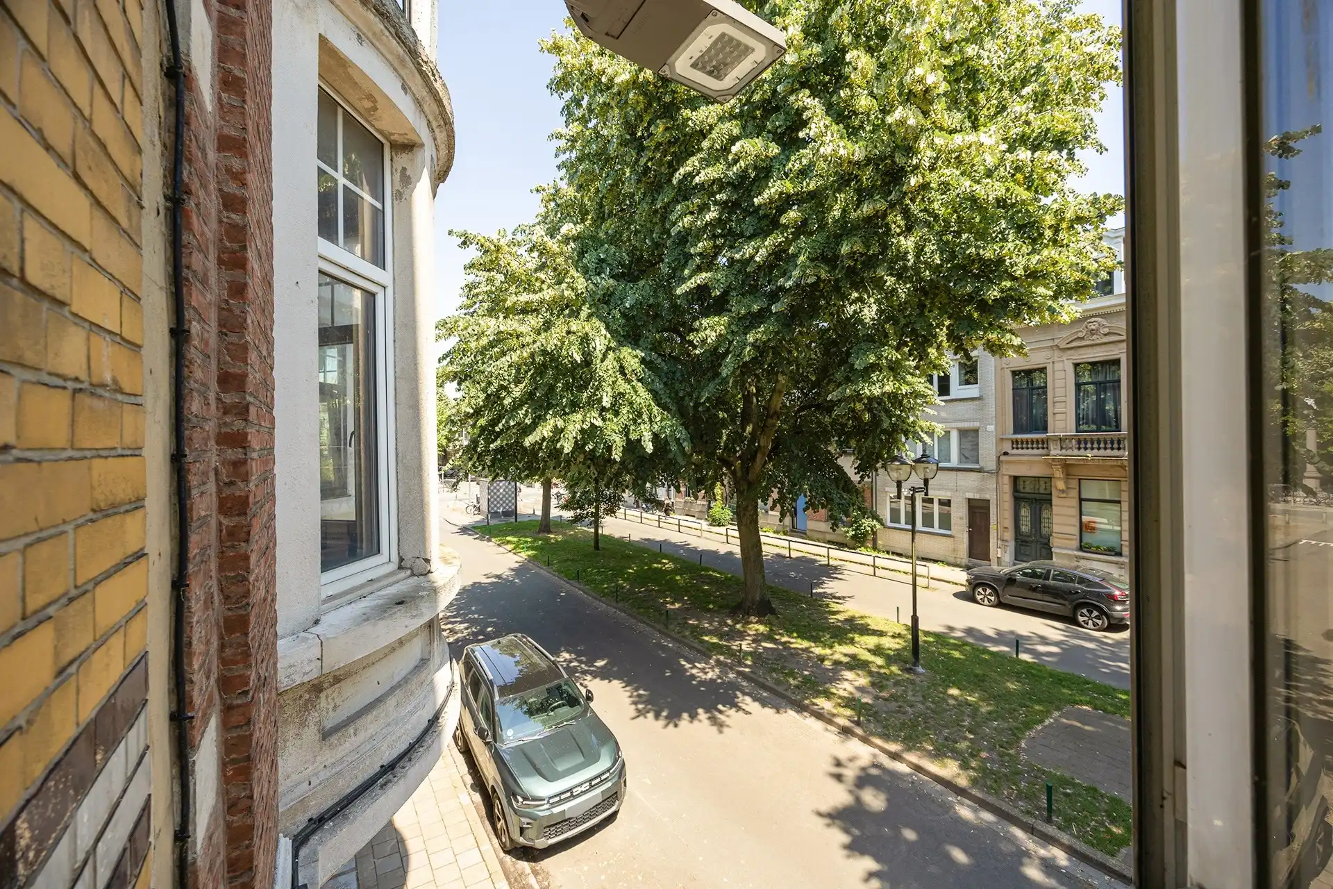 Karaktervol herenhuis met tuin in Oud-Berchem foto 32