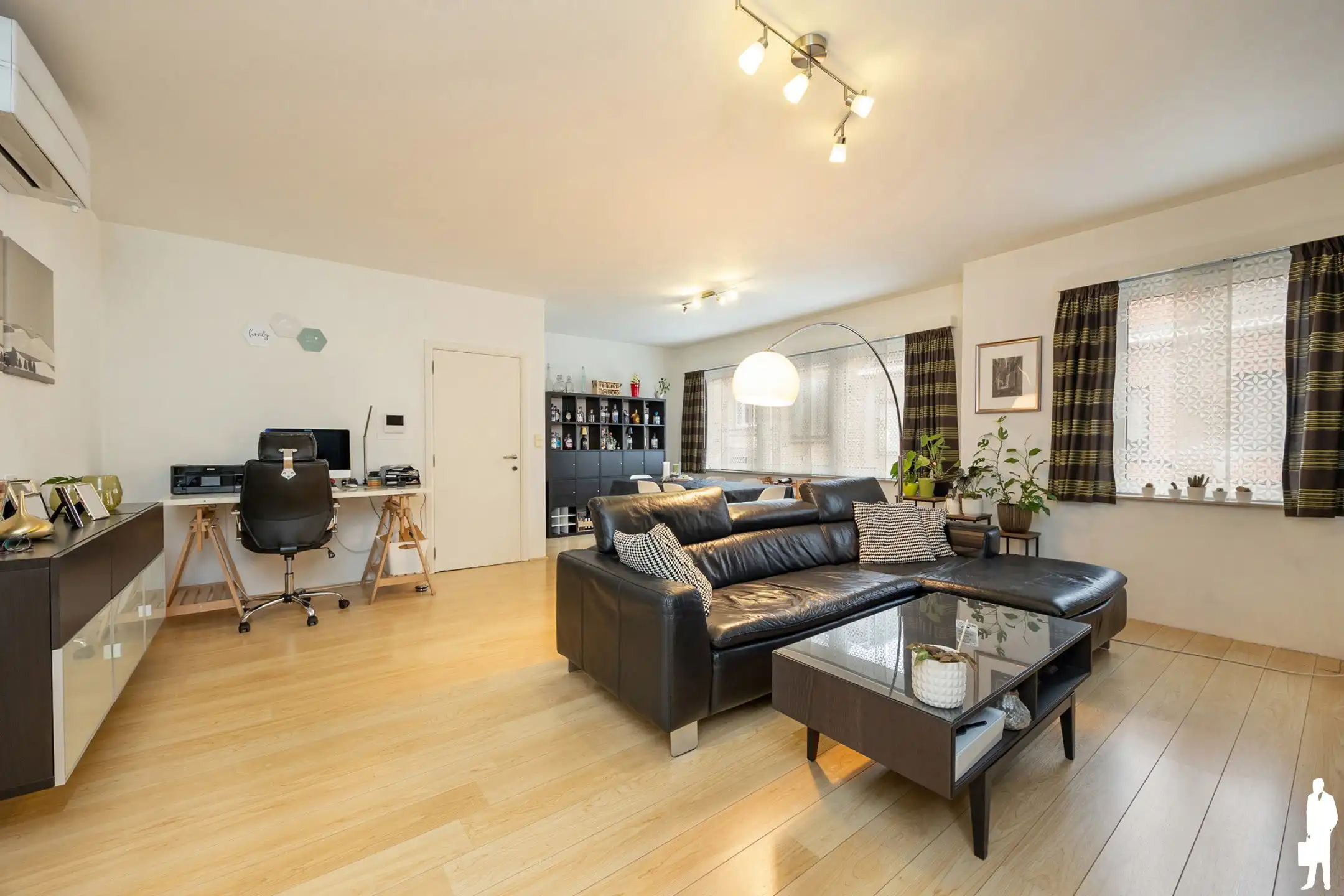 Energiezuinig appartement met 36 m² terras en garage foto 3