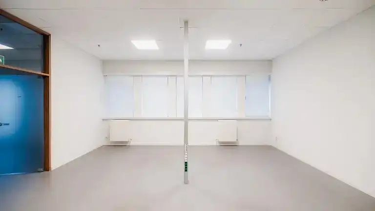 Logistiek magazijn te huur foto 11