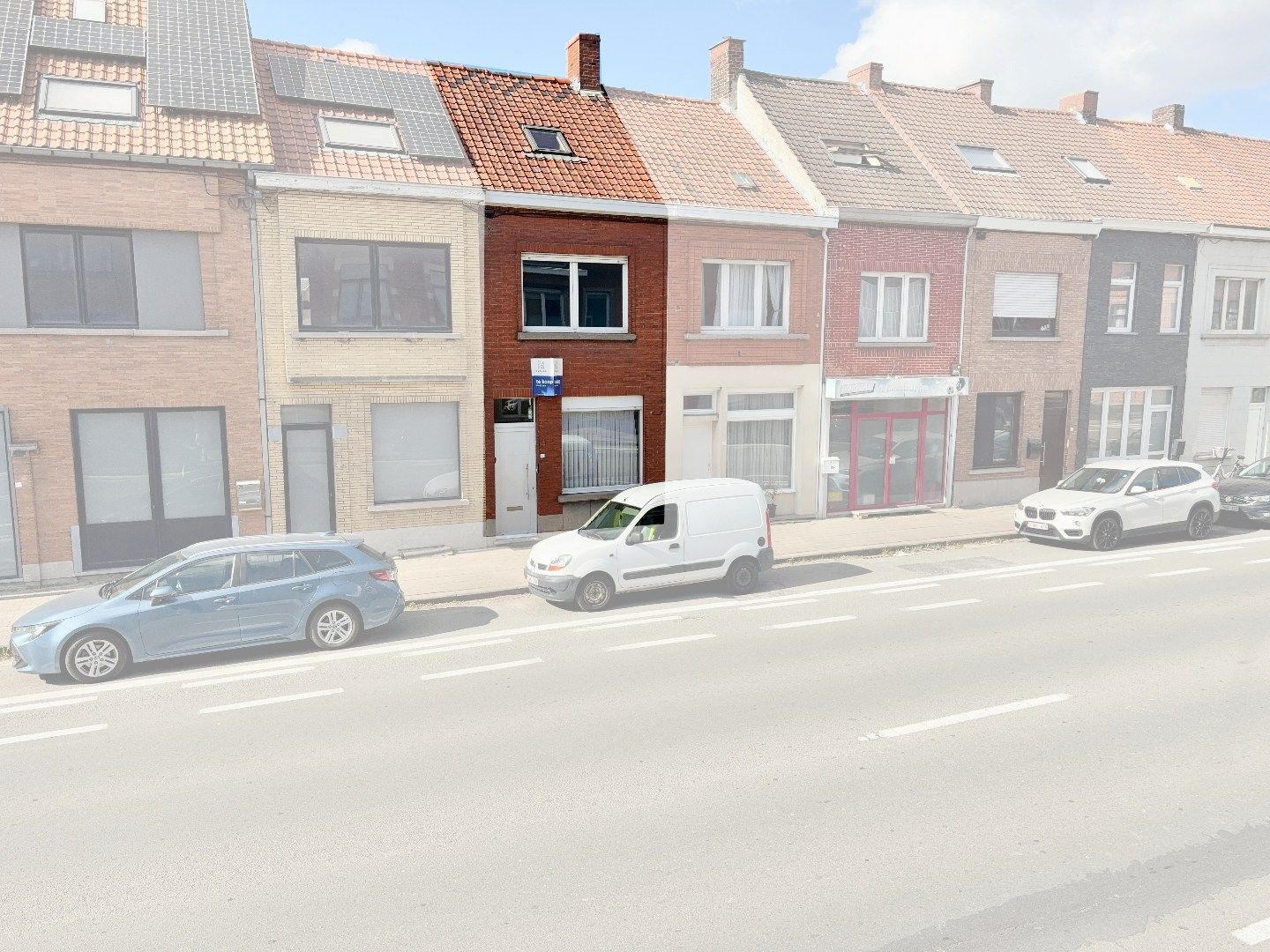 Hoofdfoto van de publicatie: Instapklare woning nabij centrum Kortrijk