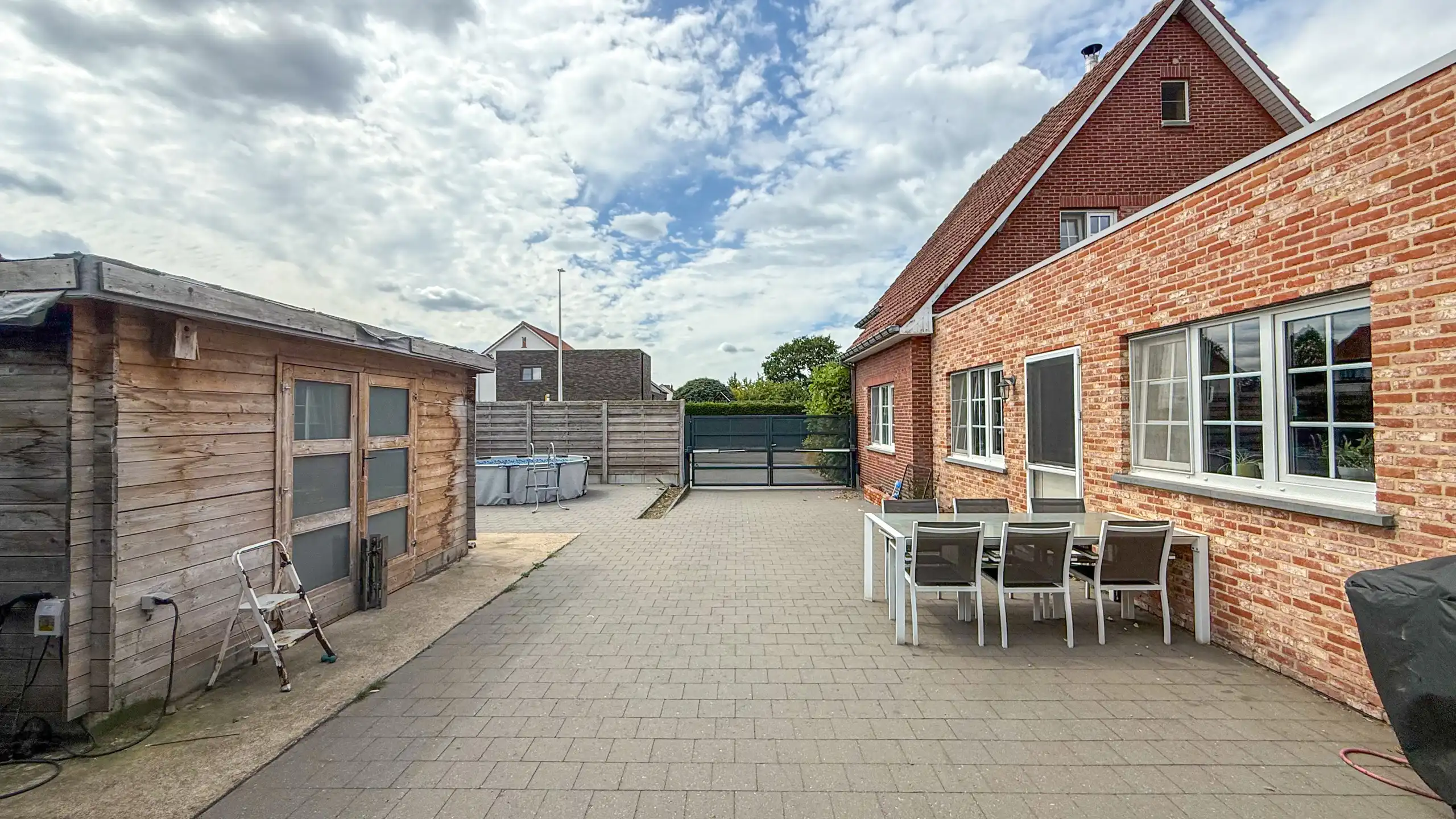 Instapklare woning op 9,8 are met prachtige tuin! foto 42